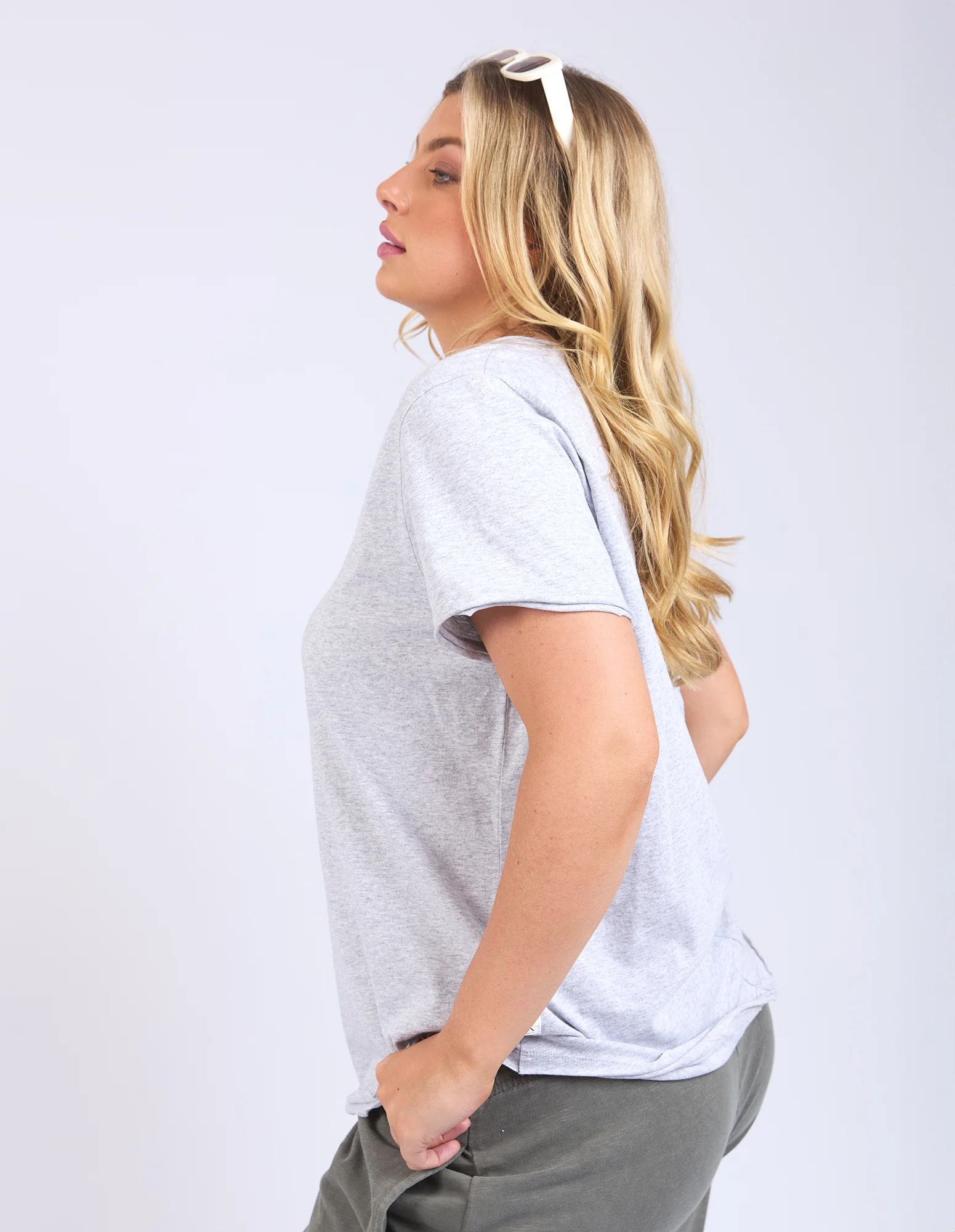 Elm Pima Vee Tee Grey Marle - Image 4