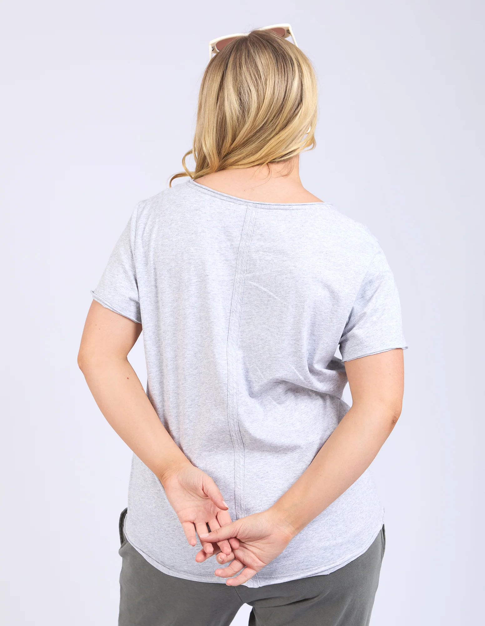 Elm Pima Vee Tee Grey Marle - Image 6