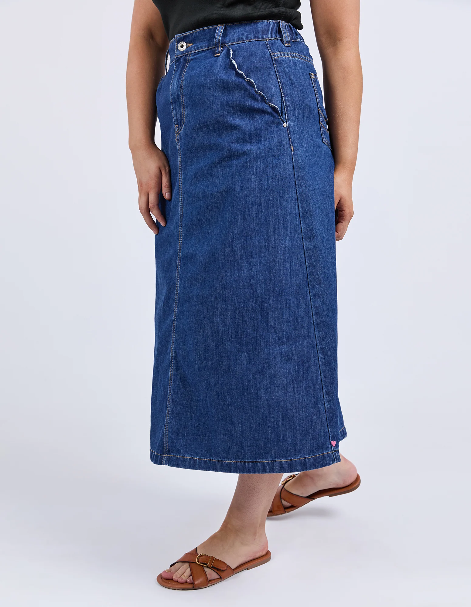 Elm Scallop Edge Denim Skirt Mid Blue Wash - Image 4