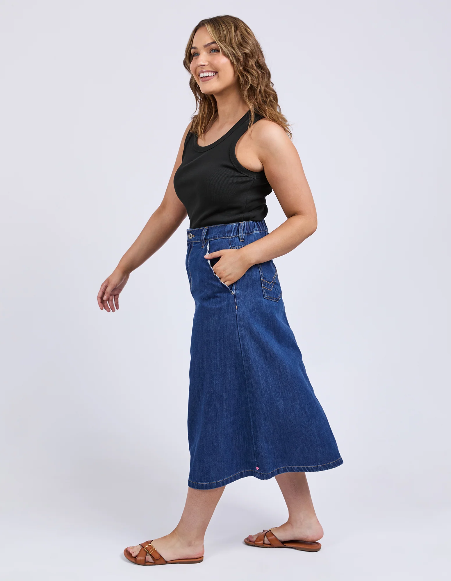 Elm Scallop Edge Denim Skirt Mid Blue Wash - Image 5