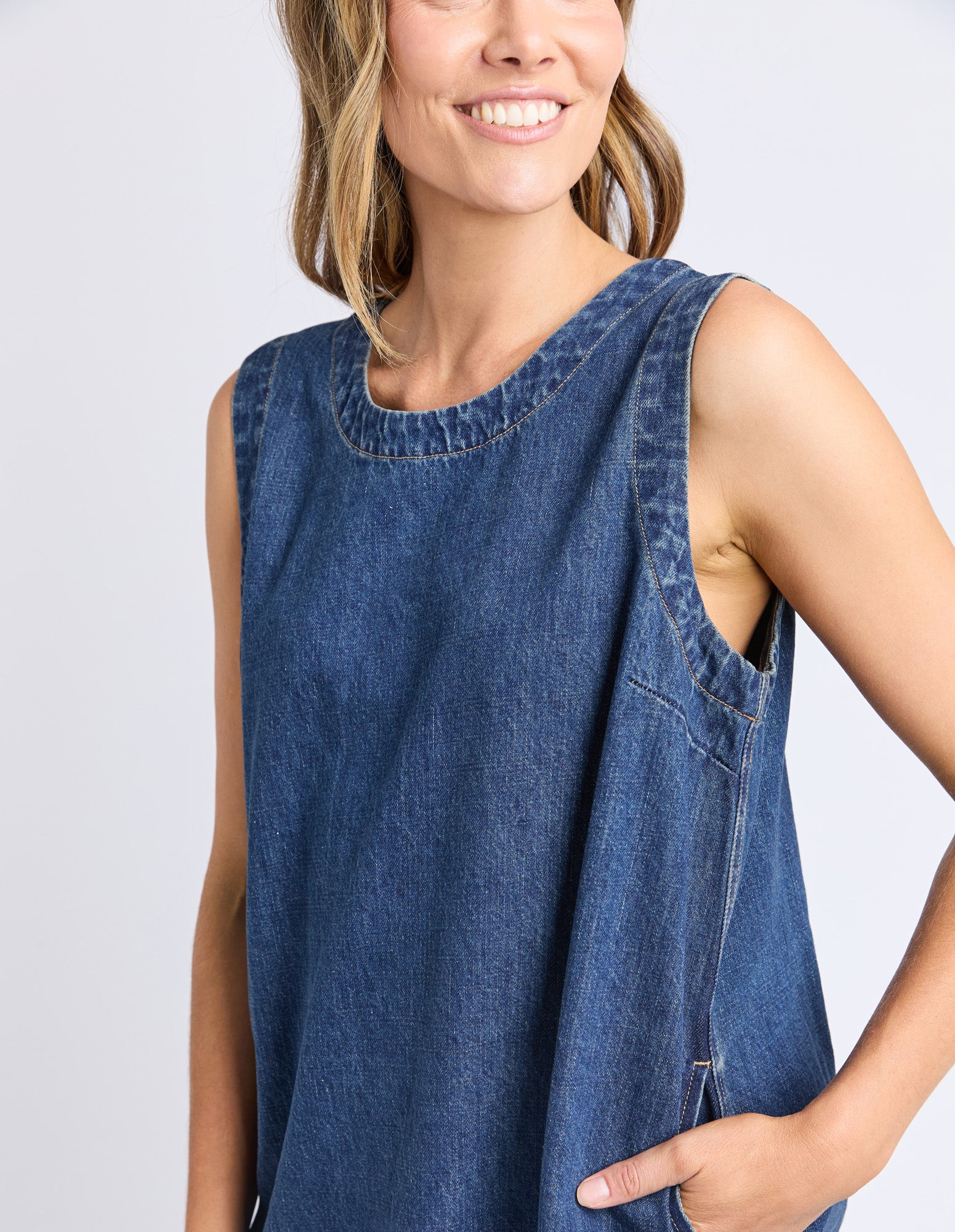Elm Sonny Denim Dress Dark Blue - Image 4