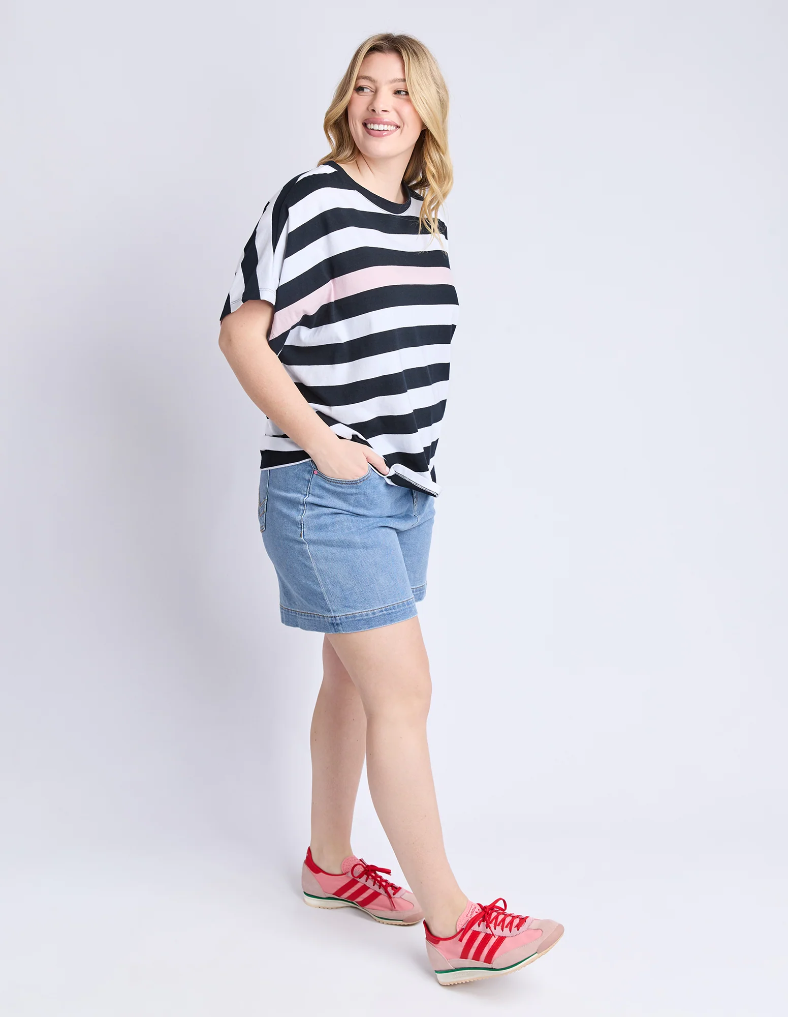 Elm Sorrento Tee Black And White Stripe - Image 3