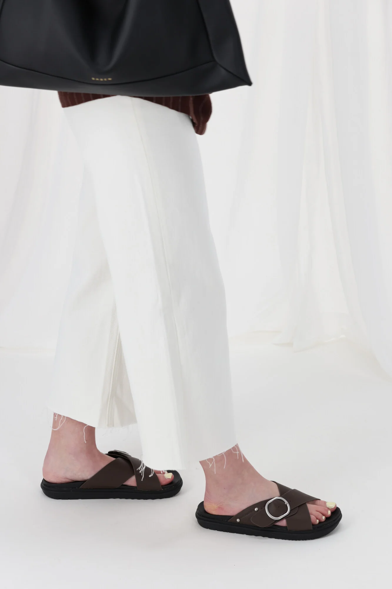 Emu Ebony Sandal Espresso - Image 7