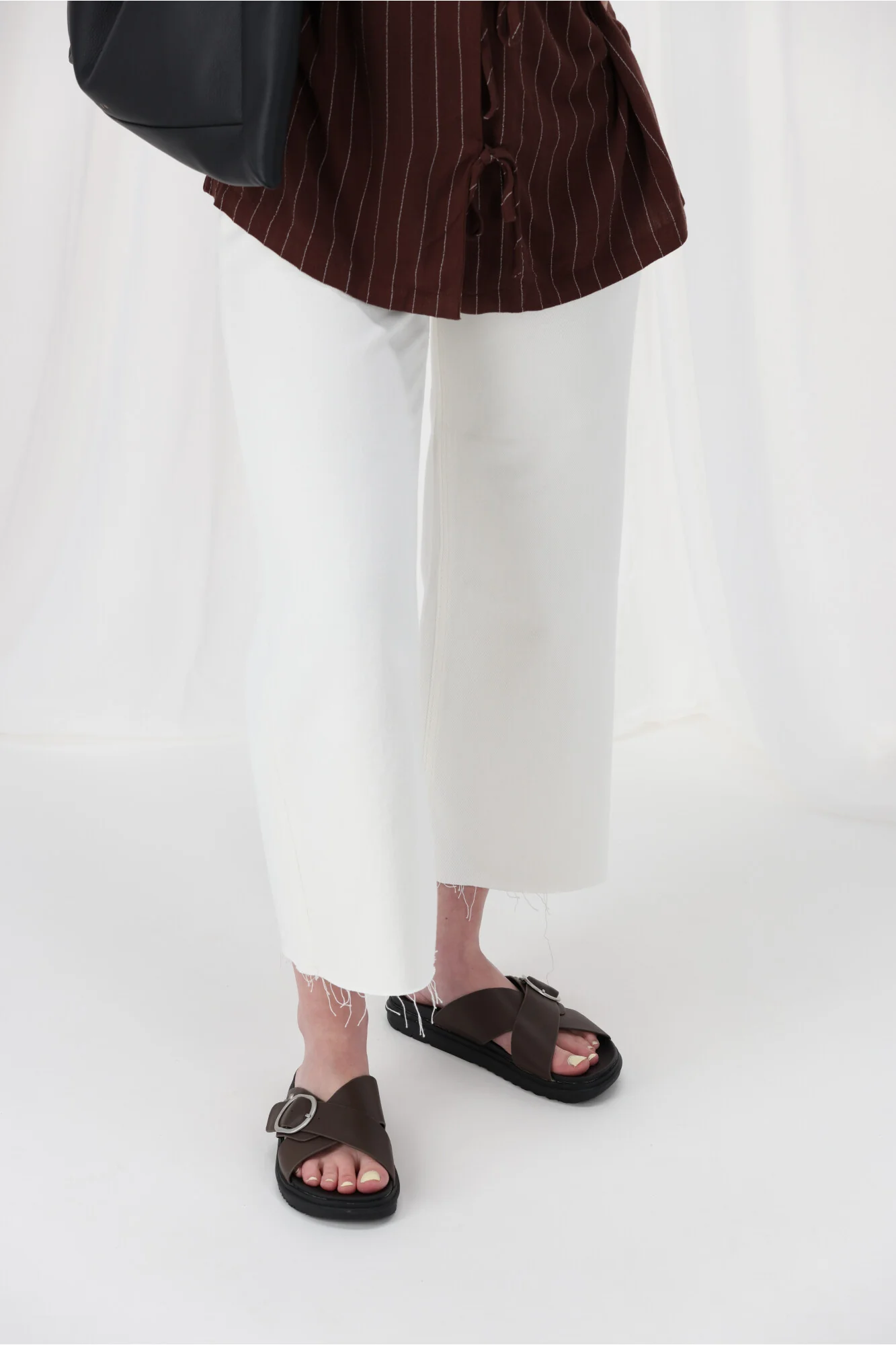 Emu Ebony Sandal Espresso - Image 8