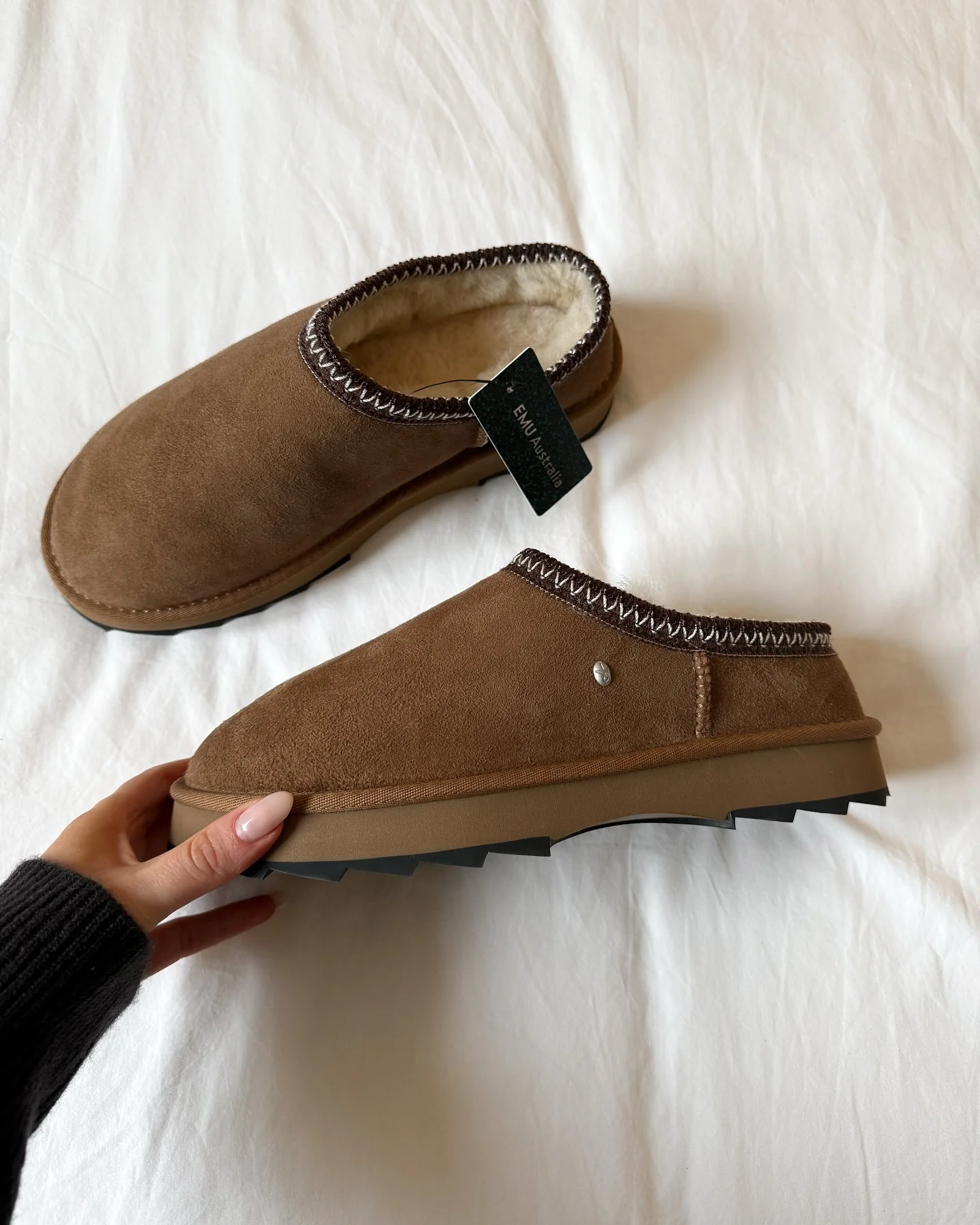 Emu Sharky Scuff Slipper Chestnut - Image 4
