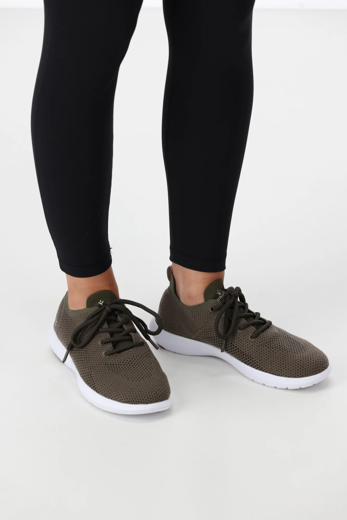 Emu Springbrook Sneaker Dark Olive - Image 4