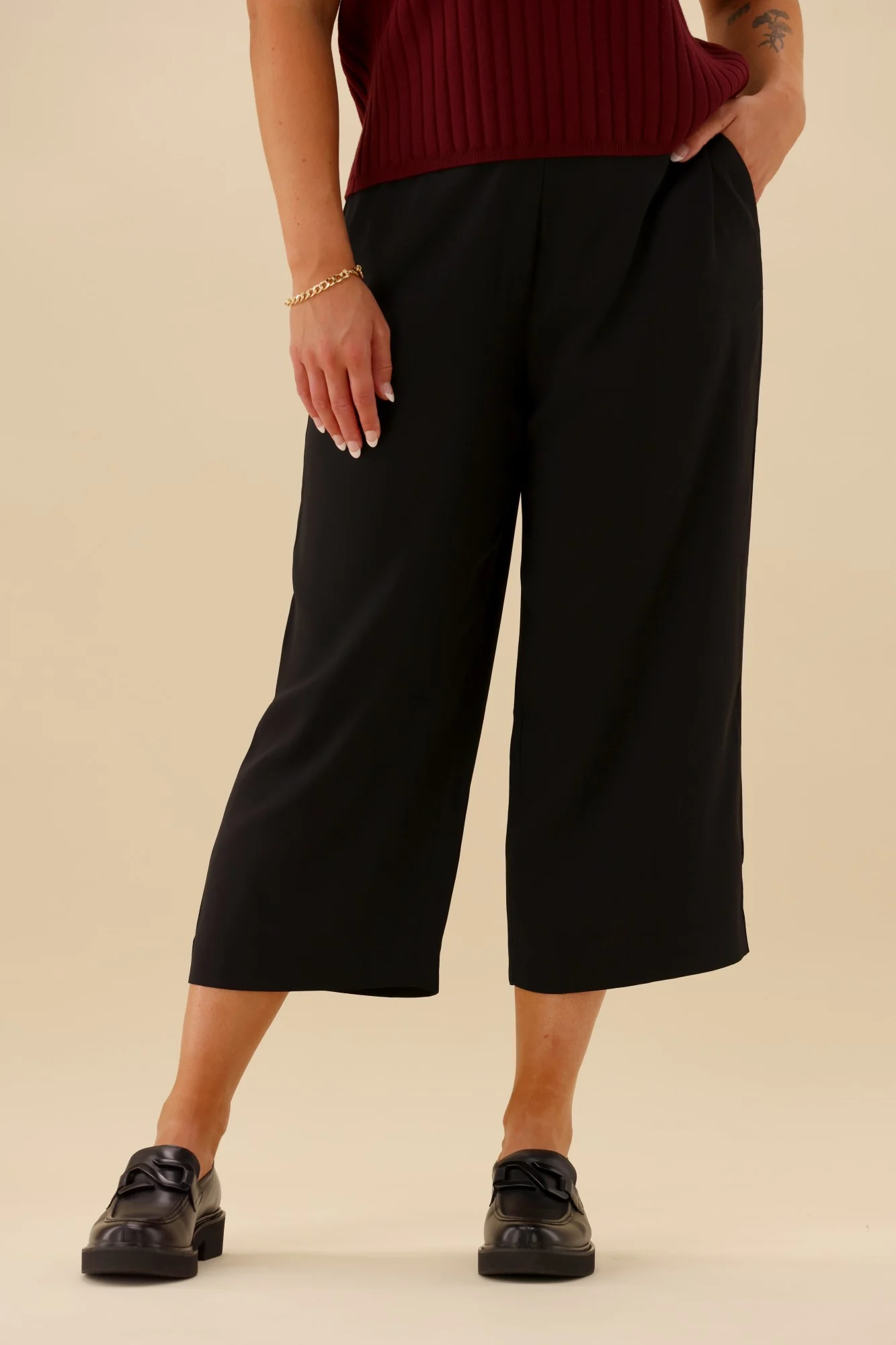 EOS Leia Loafers Black - Image 4