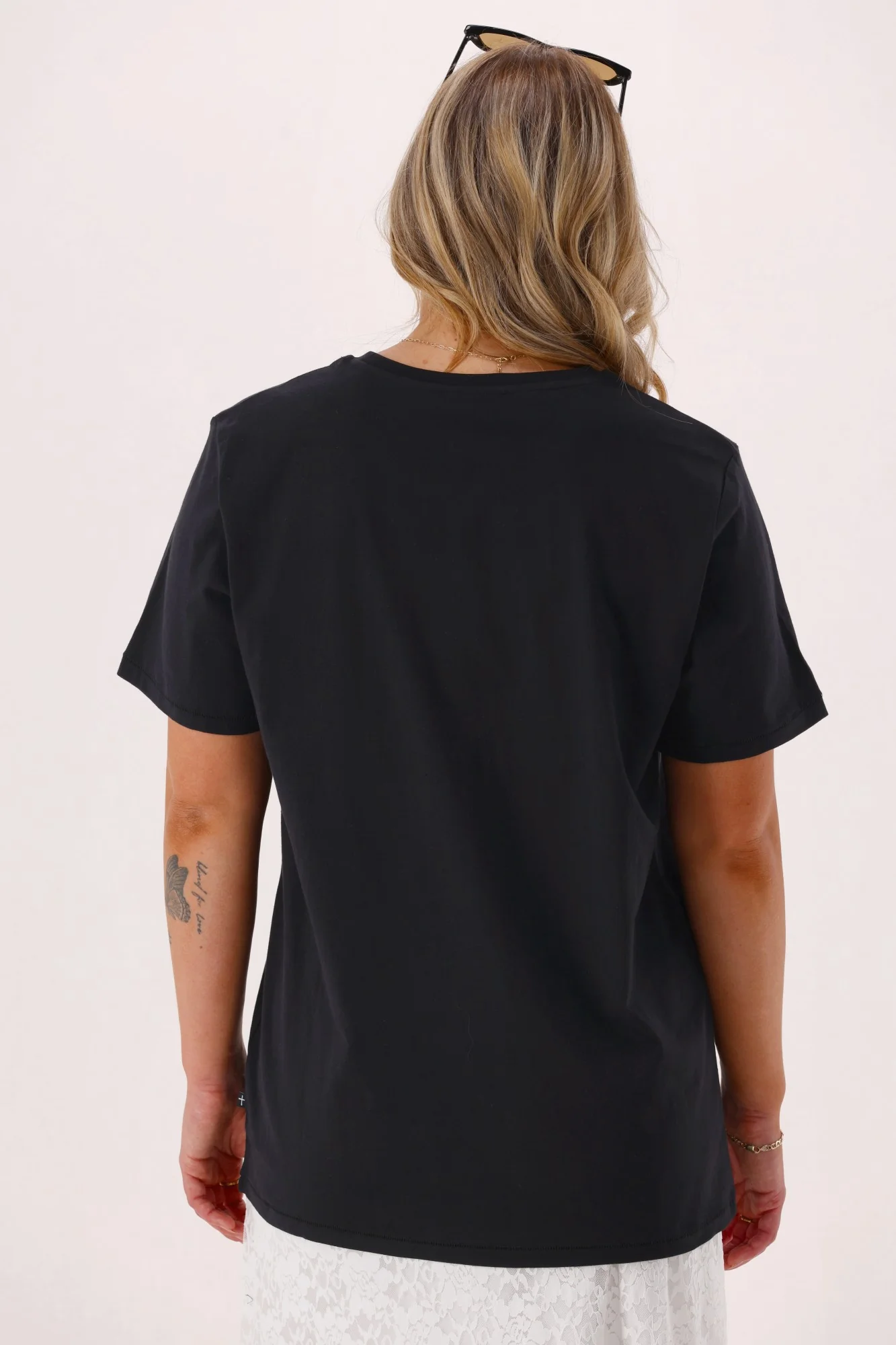 Federation Rush Tee Lips Black - Image 7