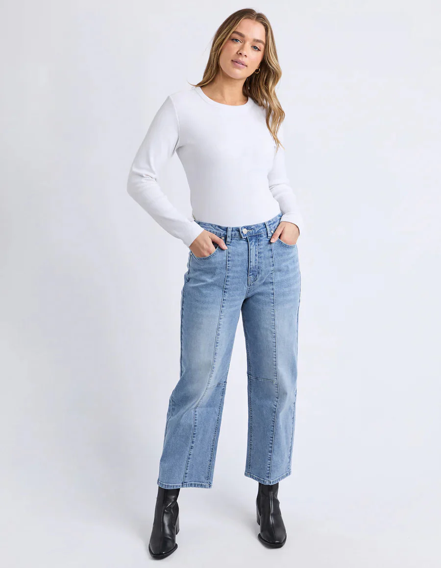 Foxwood Ambrose Barrel Jean Light Blue - Image 3