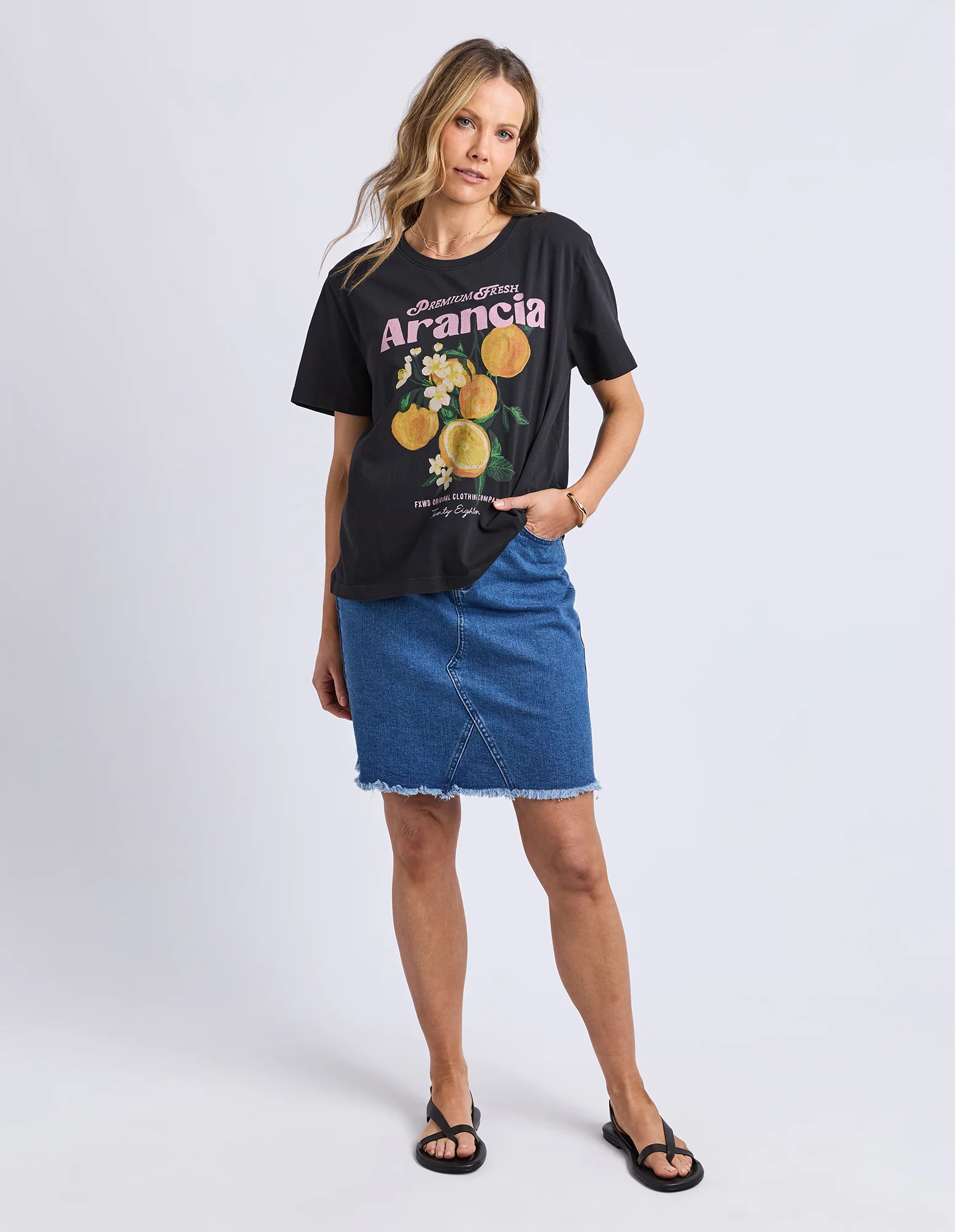 Foxwood Arancia Tee Washed Black - Image 4
