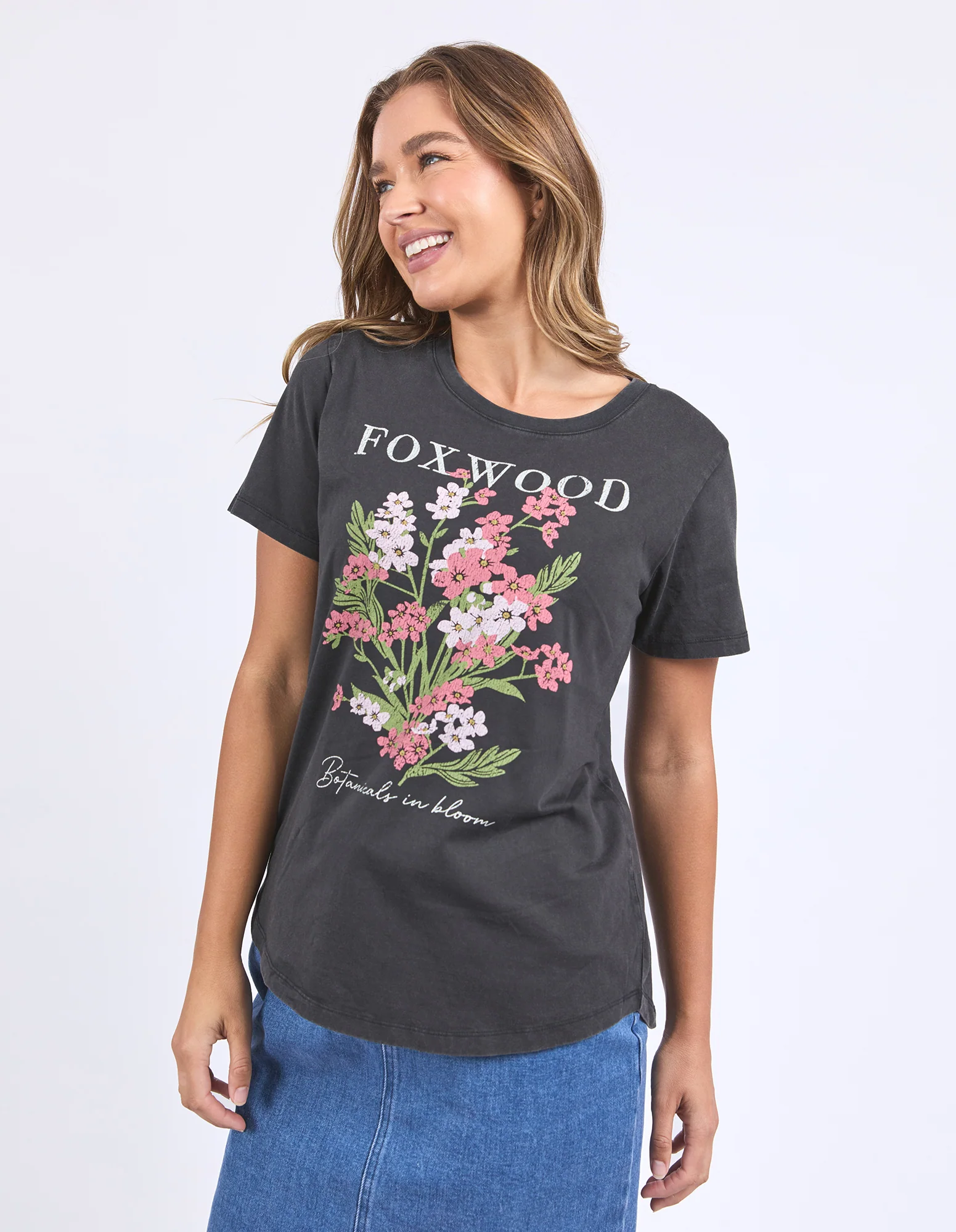 Foxwood Flower Block Tee Washed Black - Image 3