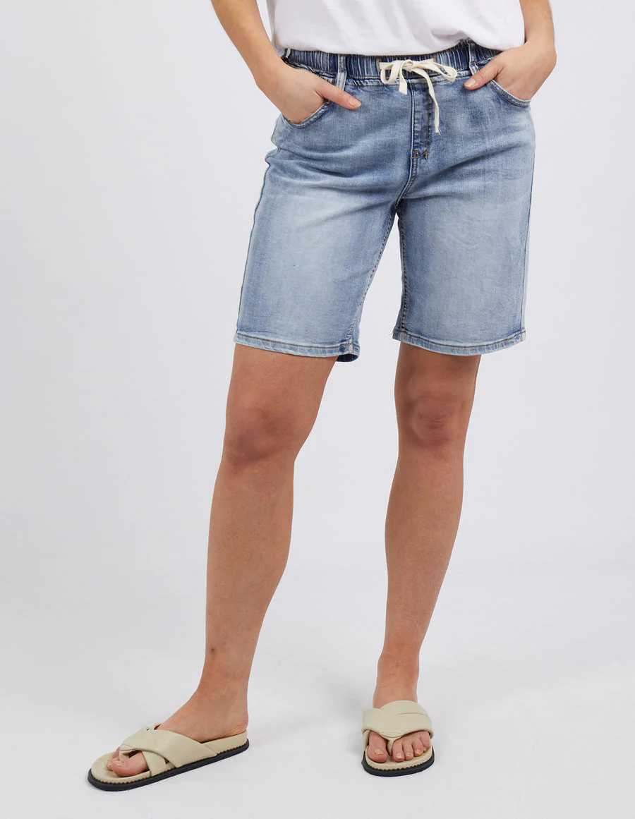 Foxwood Gabby Bermuda Short Blue - Image 3