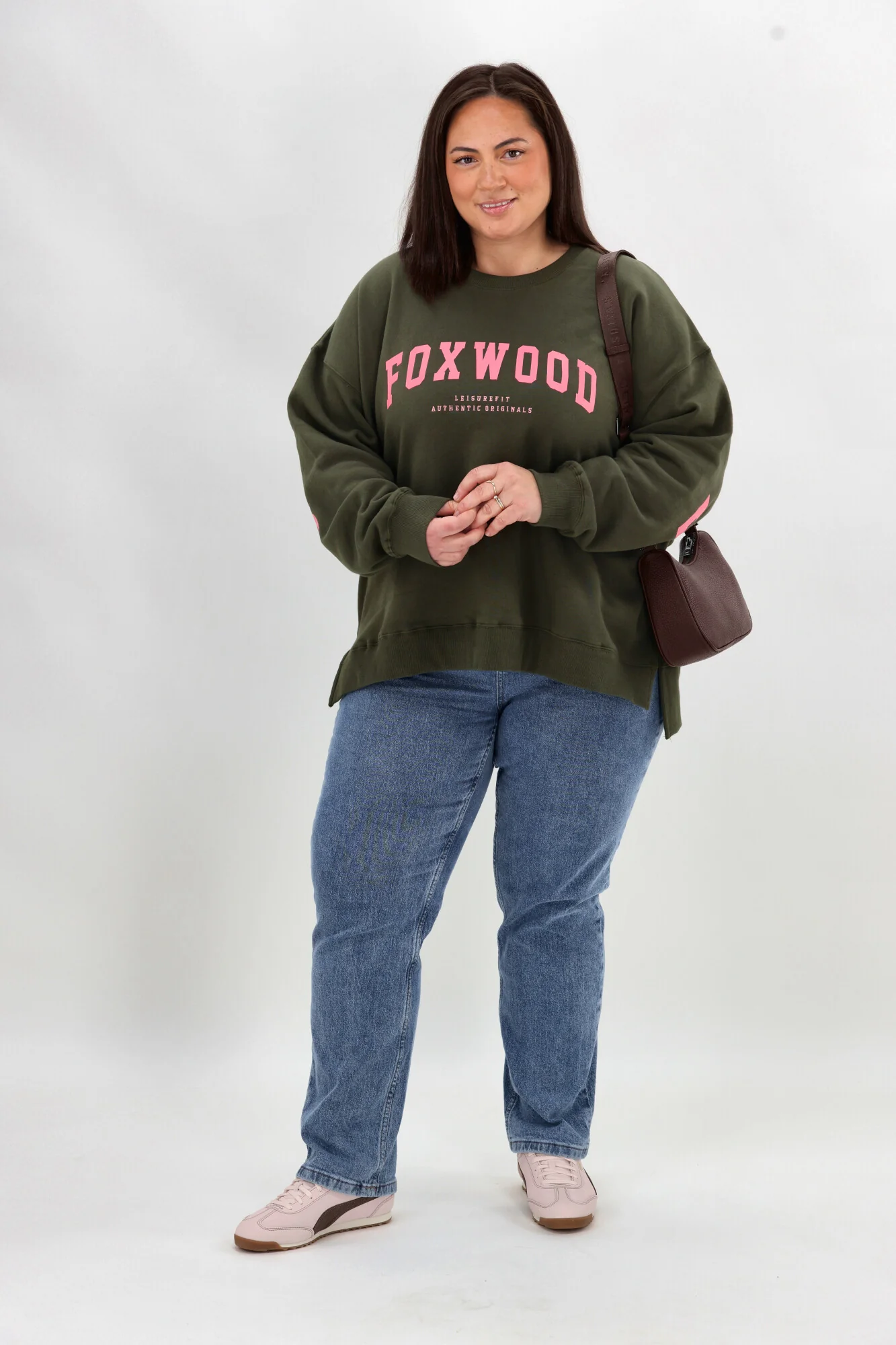 Foxwood Interval Crew Dark Khaki with Coral - Image 8
