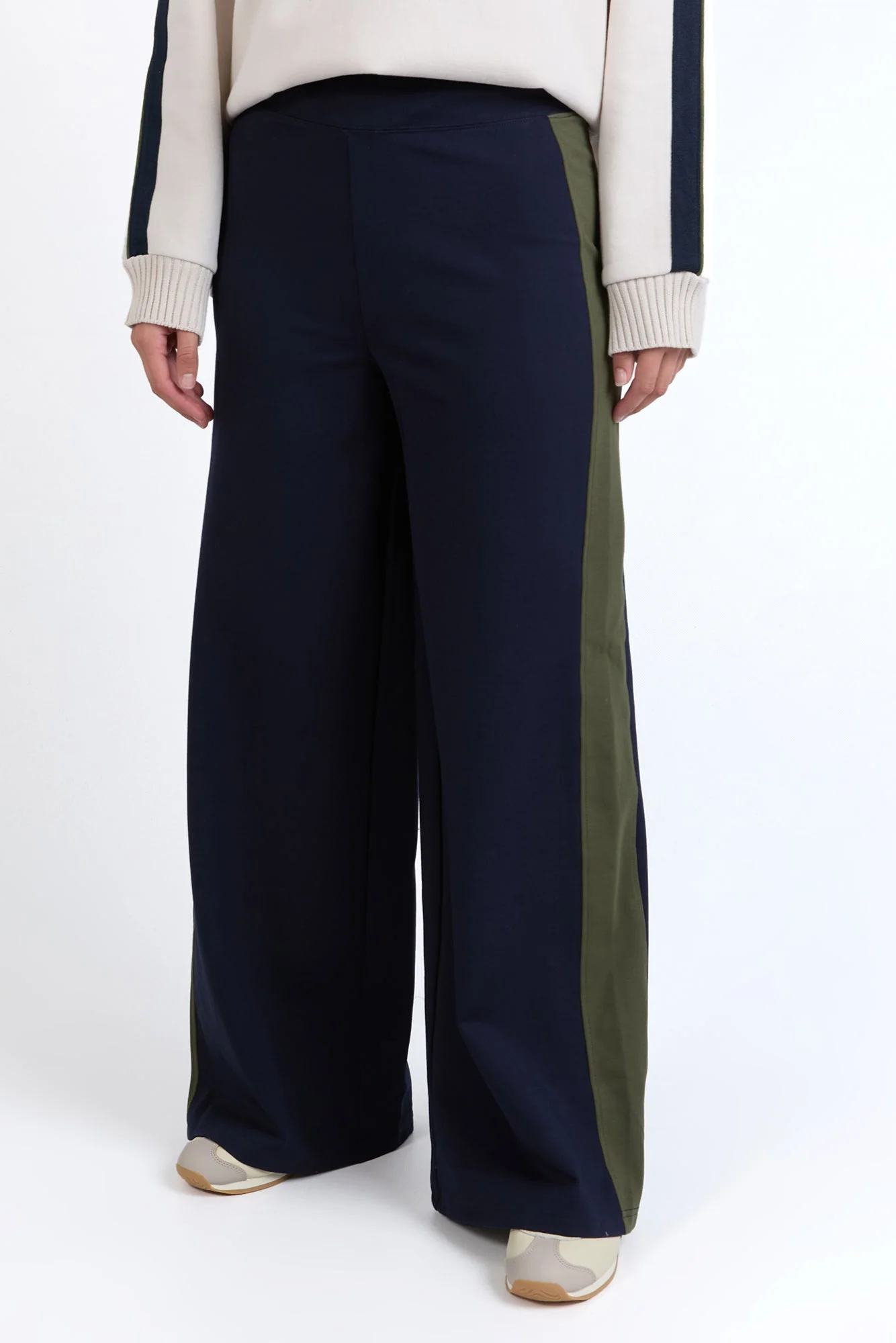 Foxwood Juno Pant Navy With Green - Image 3