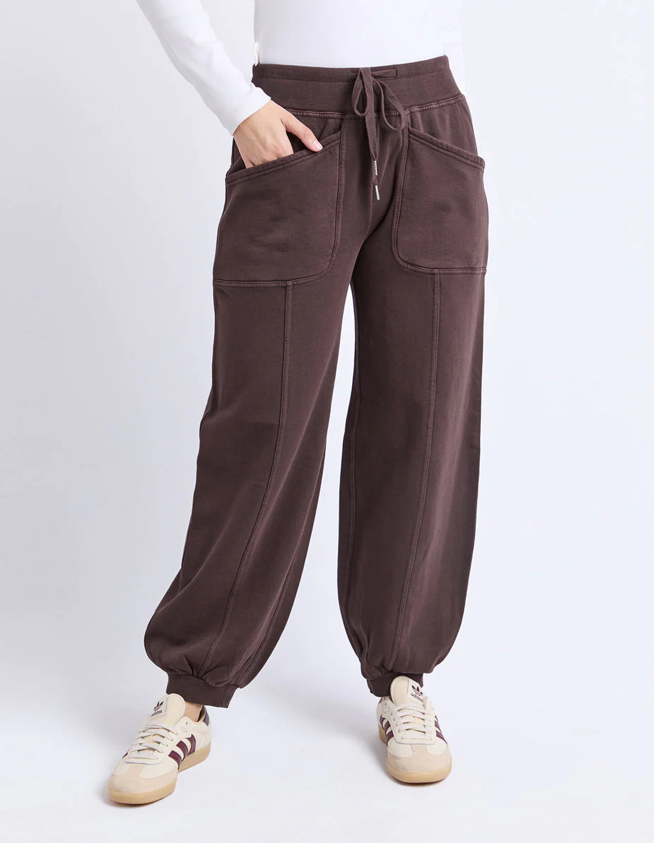 Foxwood Leo Trackpant Coffee