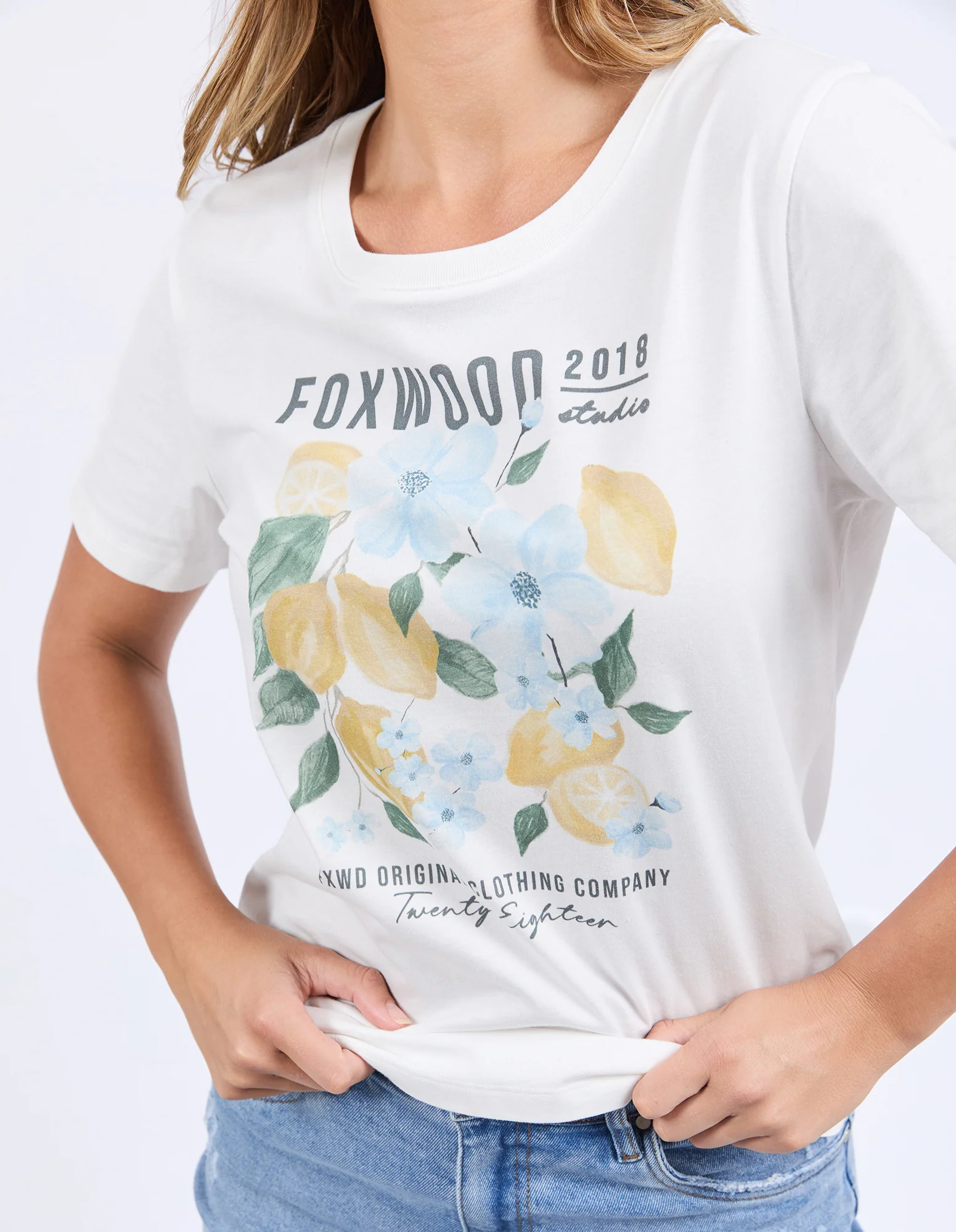 Foxwood Limoncello Tee Vintage White - Image 4