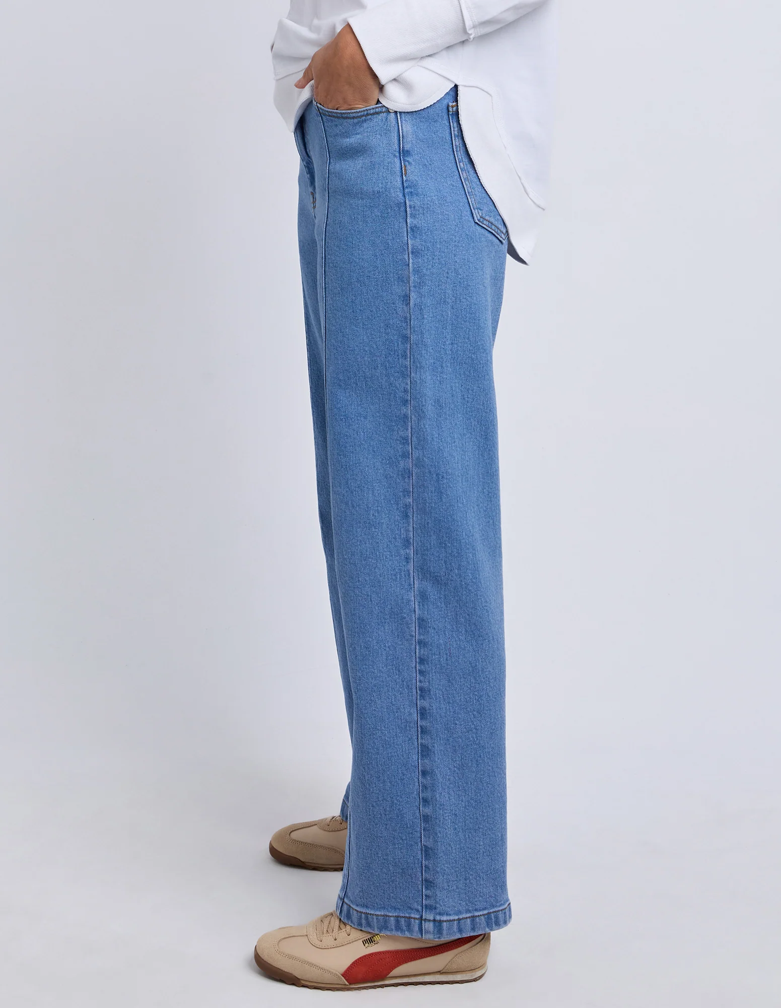 Foxwood Monty Jean Light Blue - Image 7