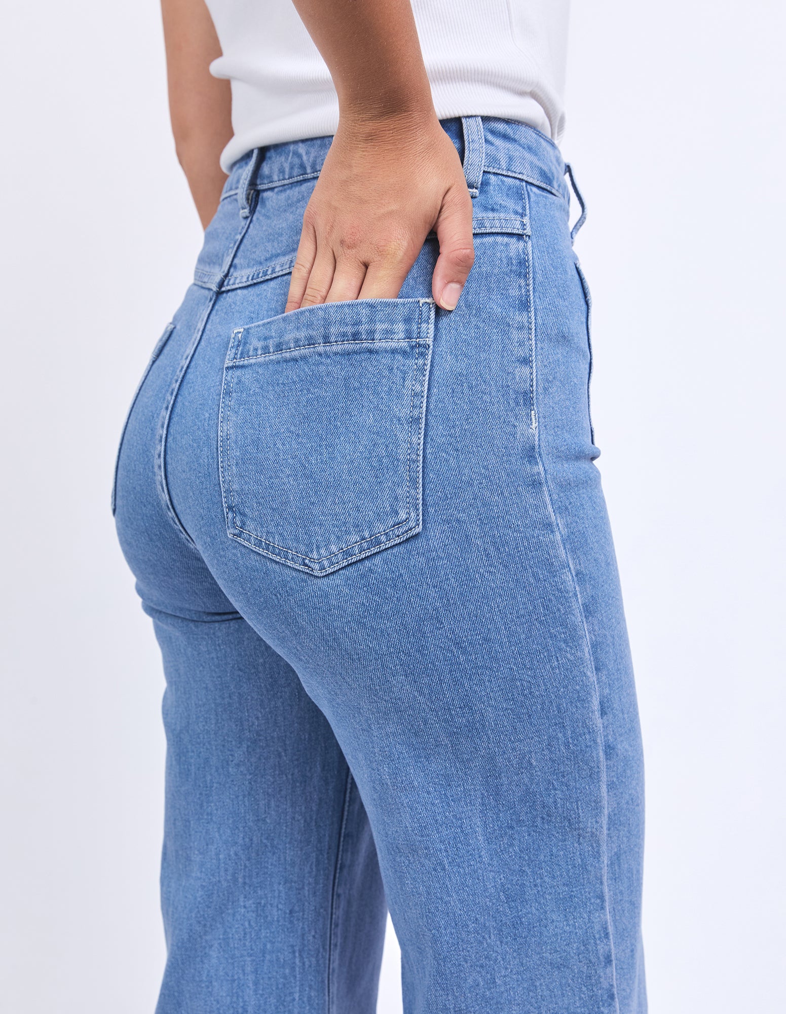 Foxwood Sarah Crop Jean Light Blue - Image 6