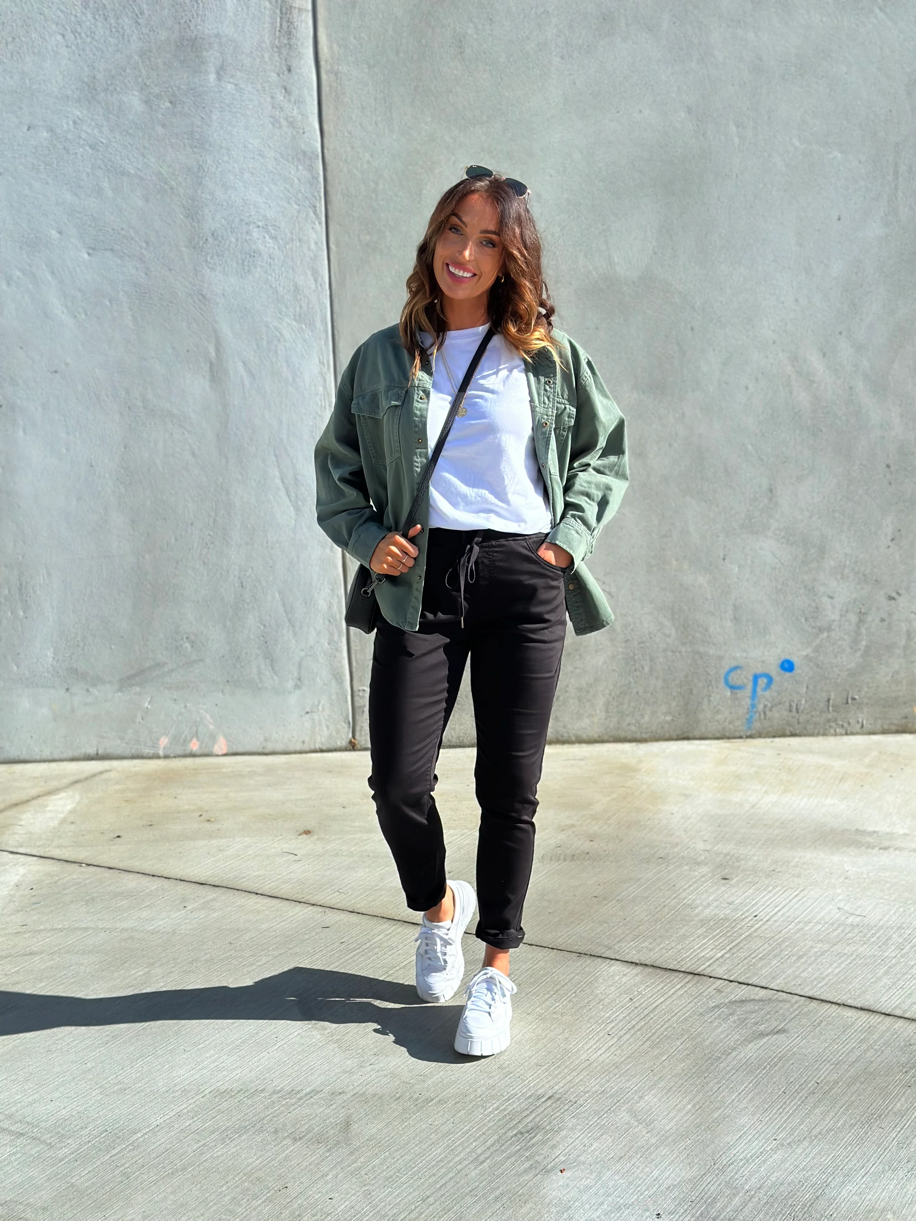 Foxwood Sylvia Jogger Black - Image 3