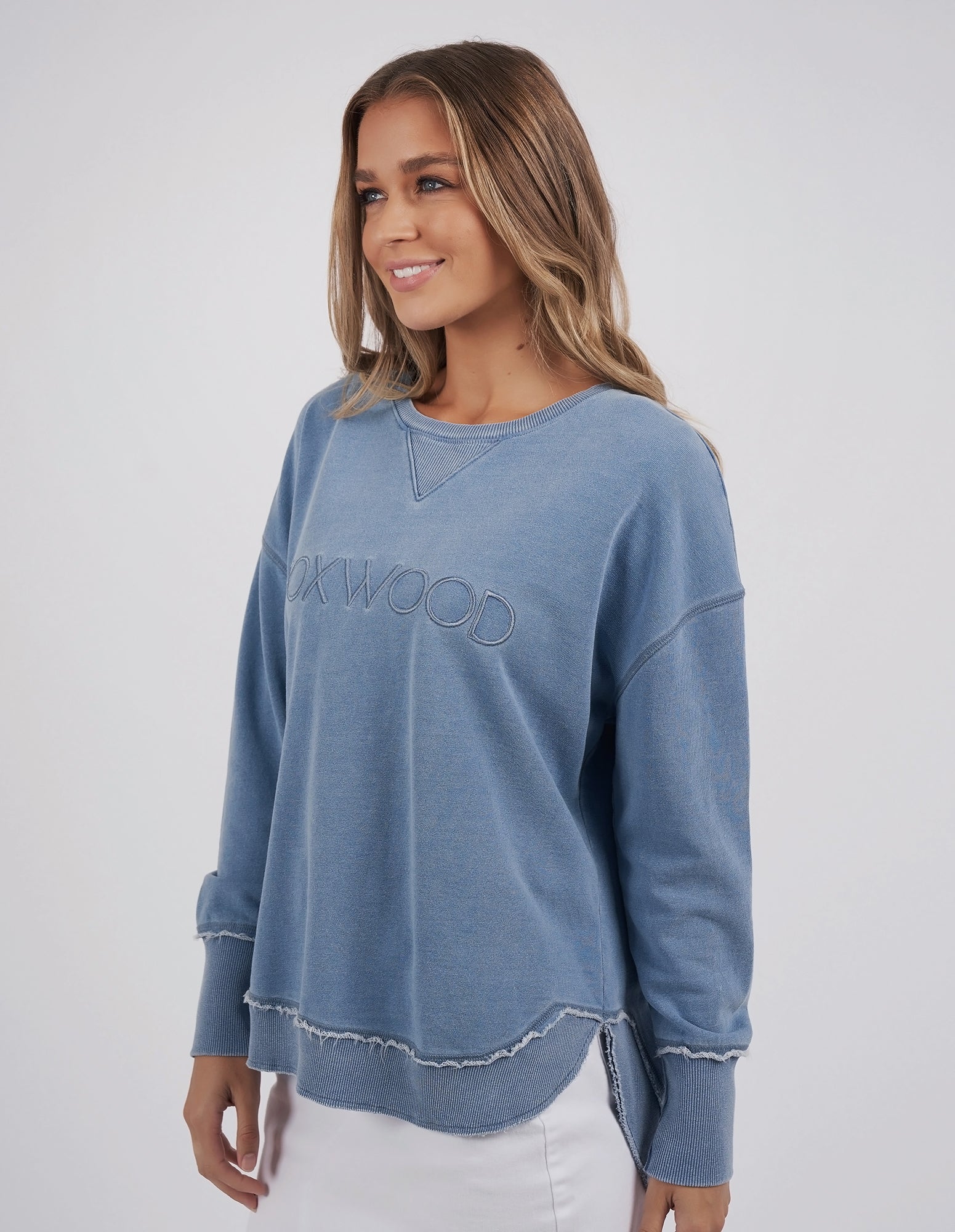 Foxwood Washed Simplified Crew Blue - Image 5