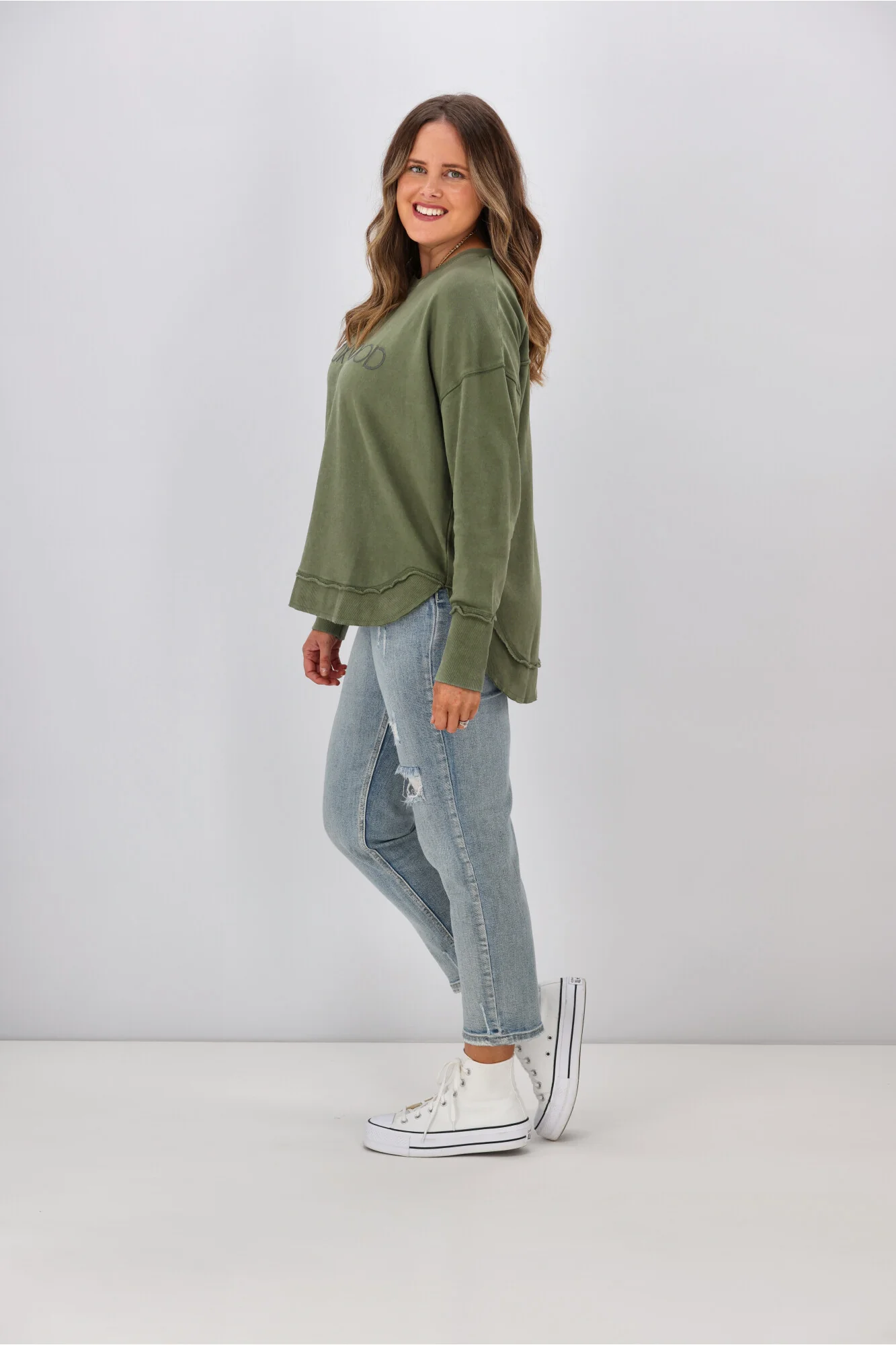 Foxwood Washed Simplified Crew Khaki - Image 10