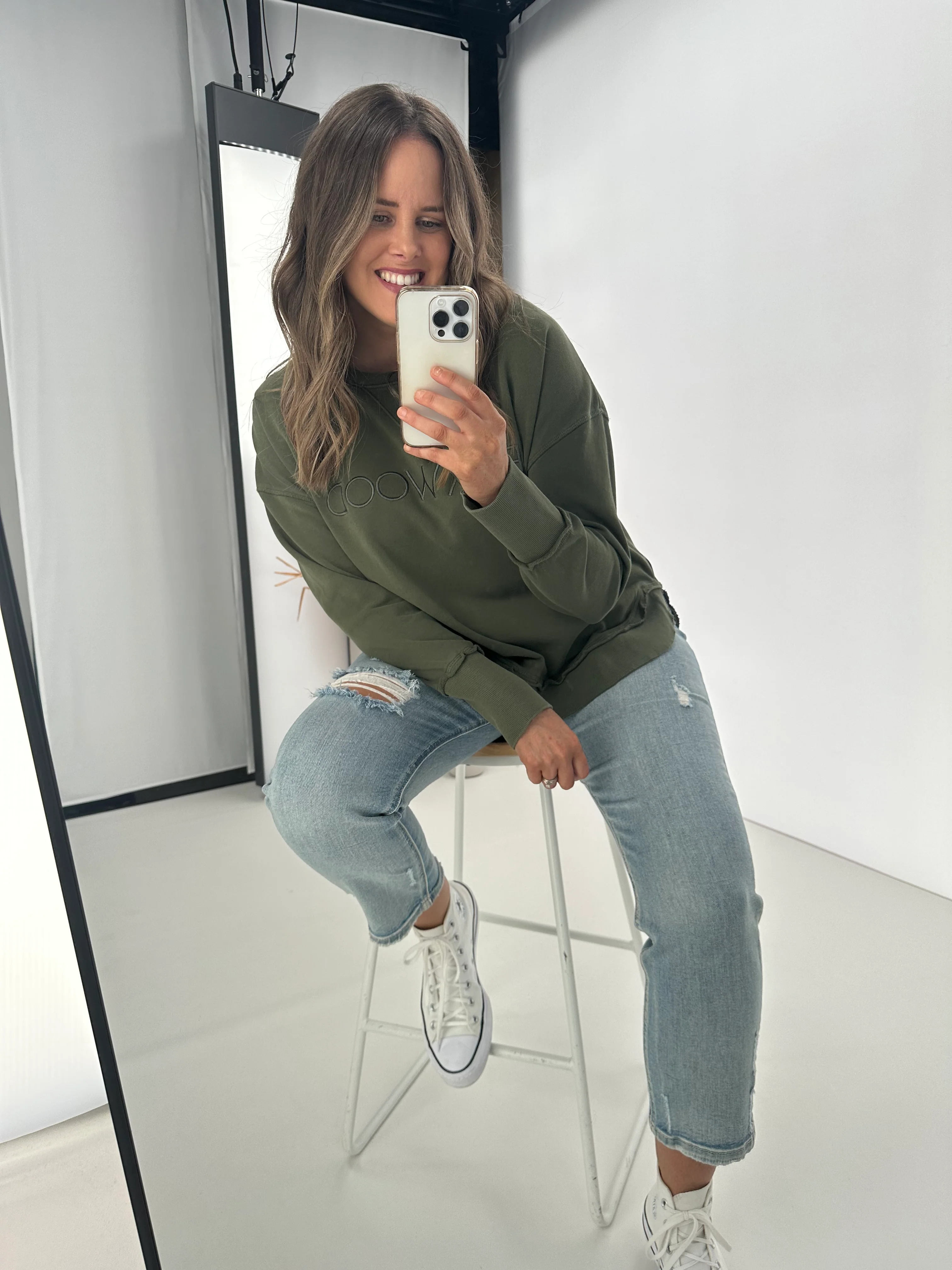 Foxwood Washed Simplified Crew Khaki - Image 6
