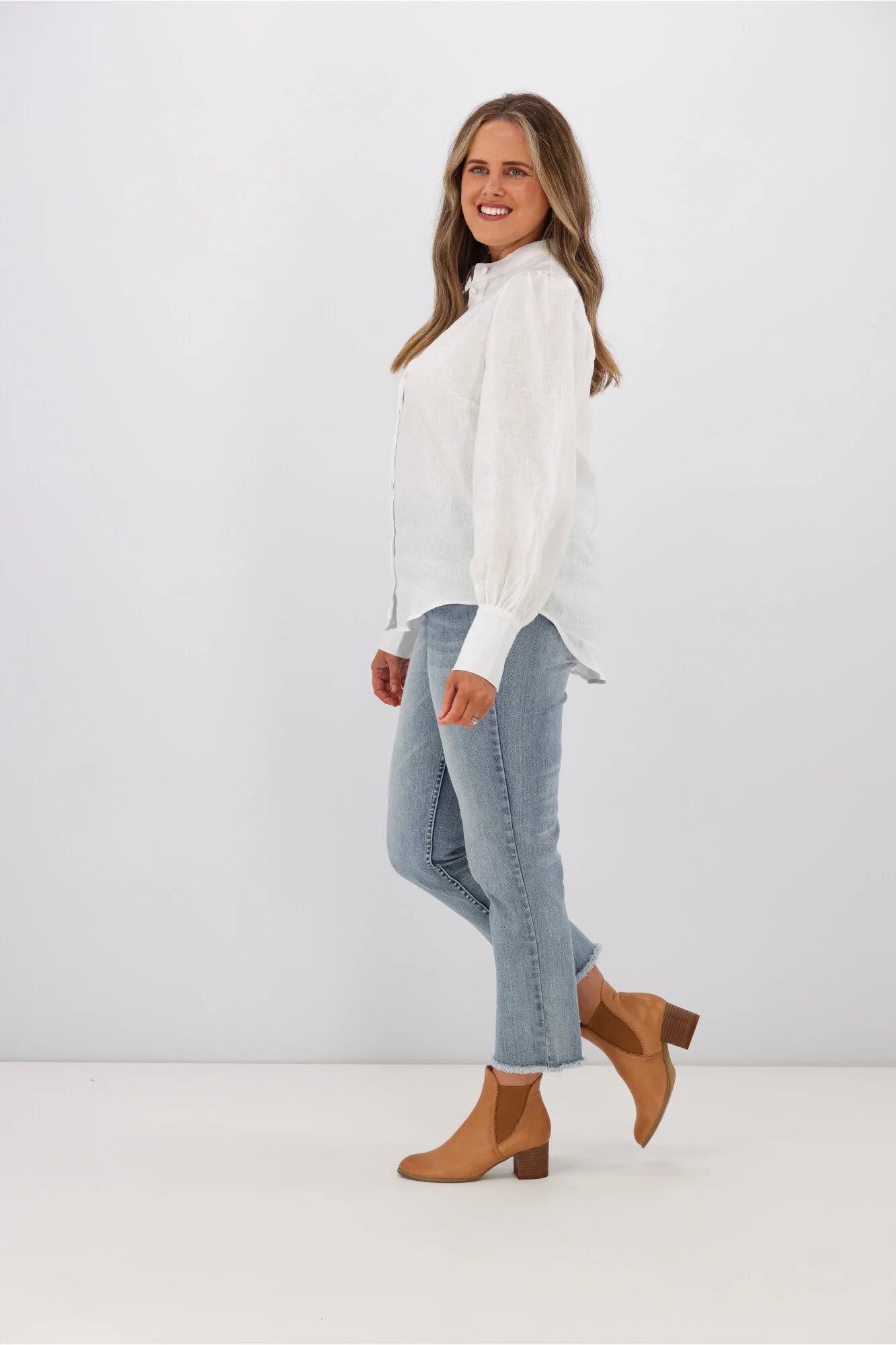 Fria Jessamine Linen Peasant Sleeve Blouse White - Image 4