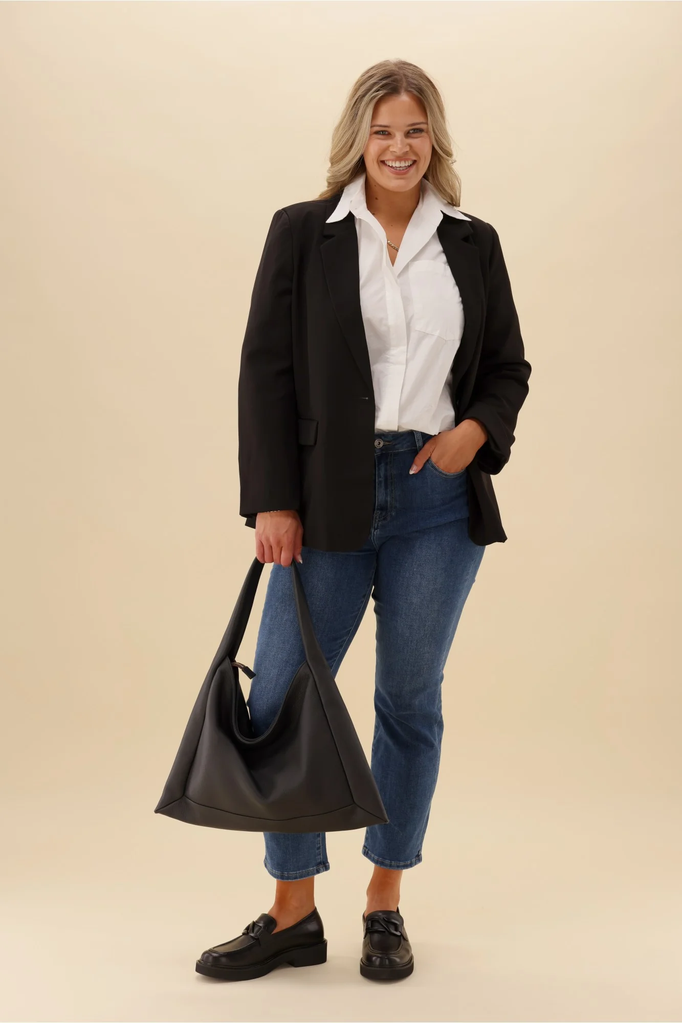 Gloss by Shine On Agna  Blazer Black - Image 2