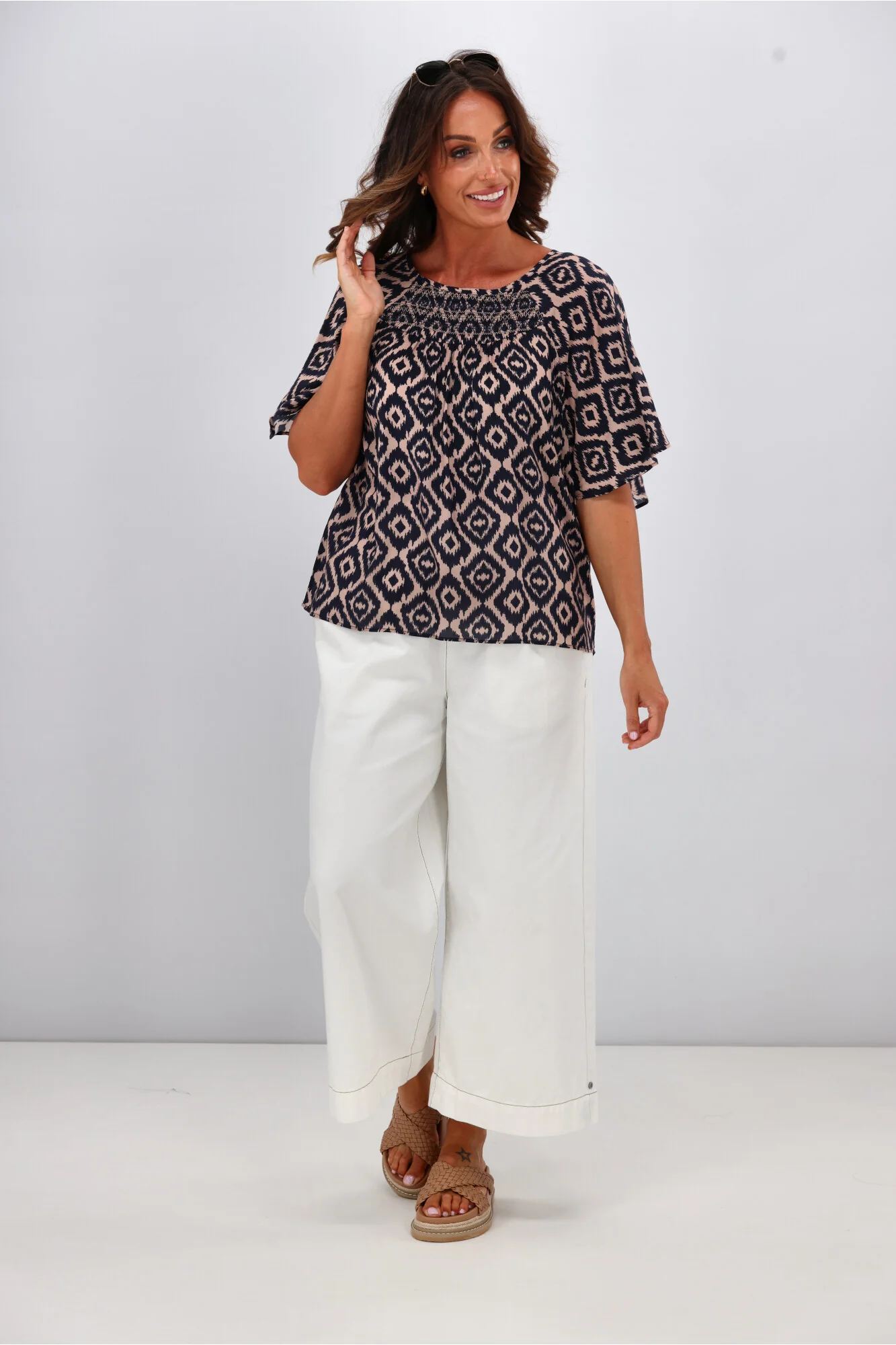 Gloss by Shine On Alesandra Flutter Sleeve Top Midnight Diamond Print - Image 4