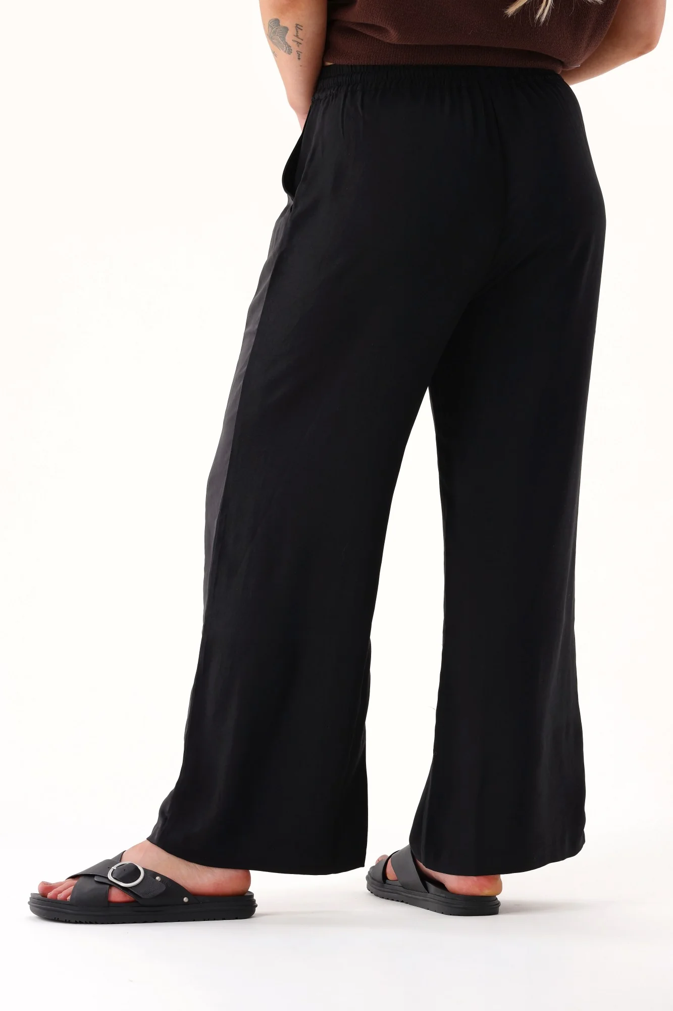 Gloss by Shine On Havanna Satin Stripe Pants Black - Image 13