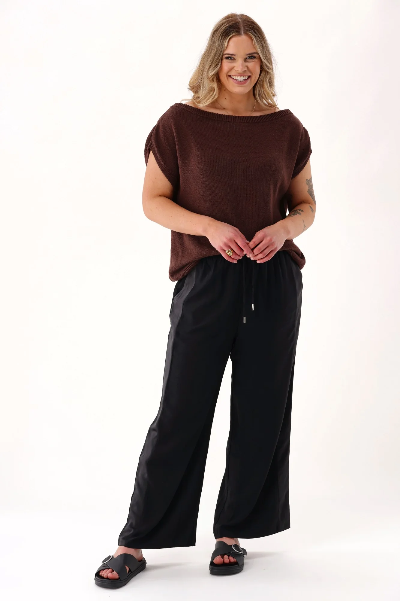 Gloss by Shine On Havanna Satin Stripe Pants Black - Image 2
