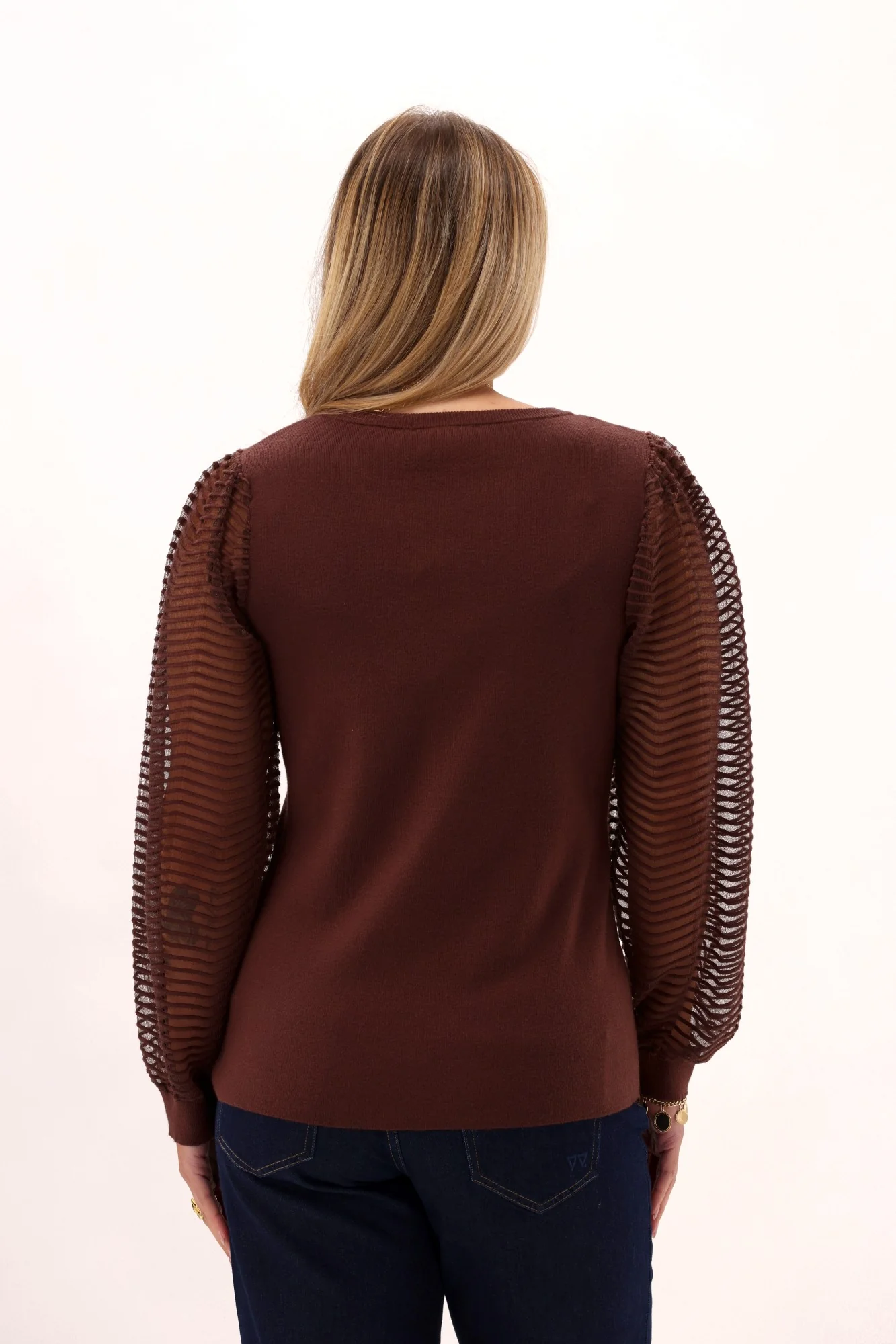Gloss The Label Abbey Contrast Sleeve Knit Top Chocolate - Image 6