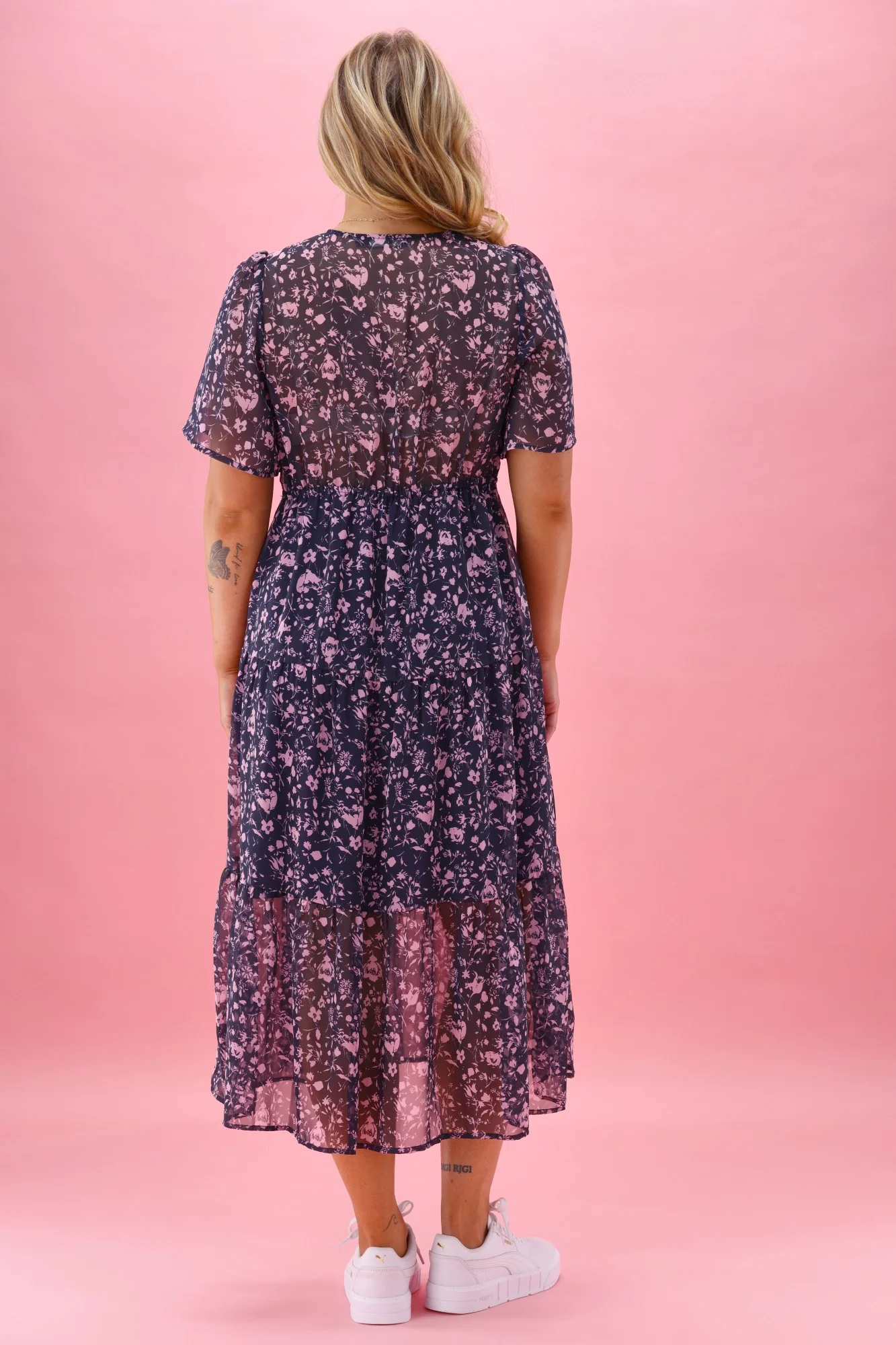 Gloss The Label Avonley Tiered Chiffon Dress Midnight Floral - Image 10