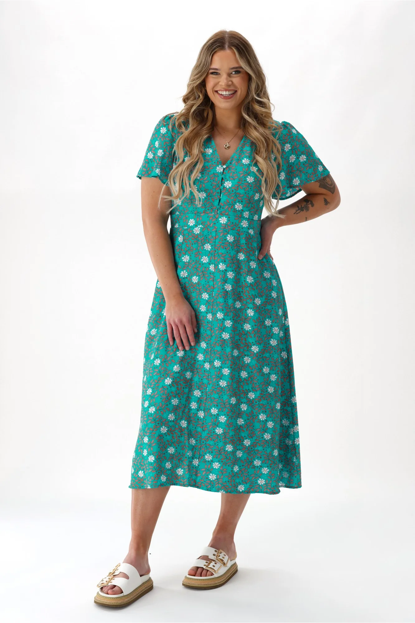 Gloss The Label Cheyenne Flutter Sleeve Dress Turquoise Floral - Image 2