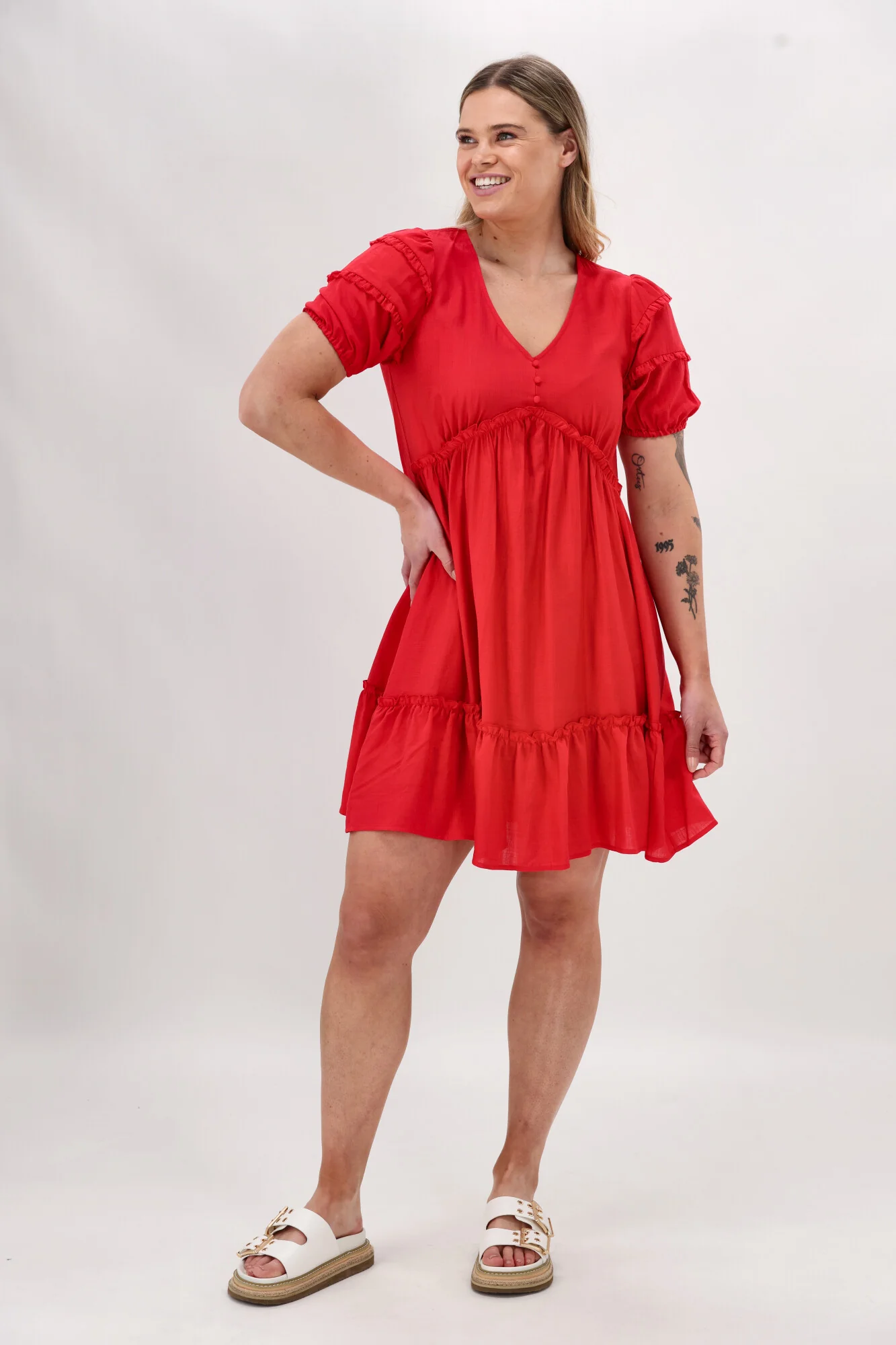 Gloss The Label Dale Frill Detail Puff Sleeve Dress Coral - Image 3
