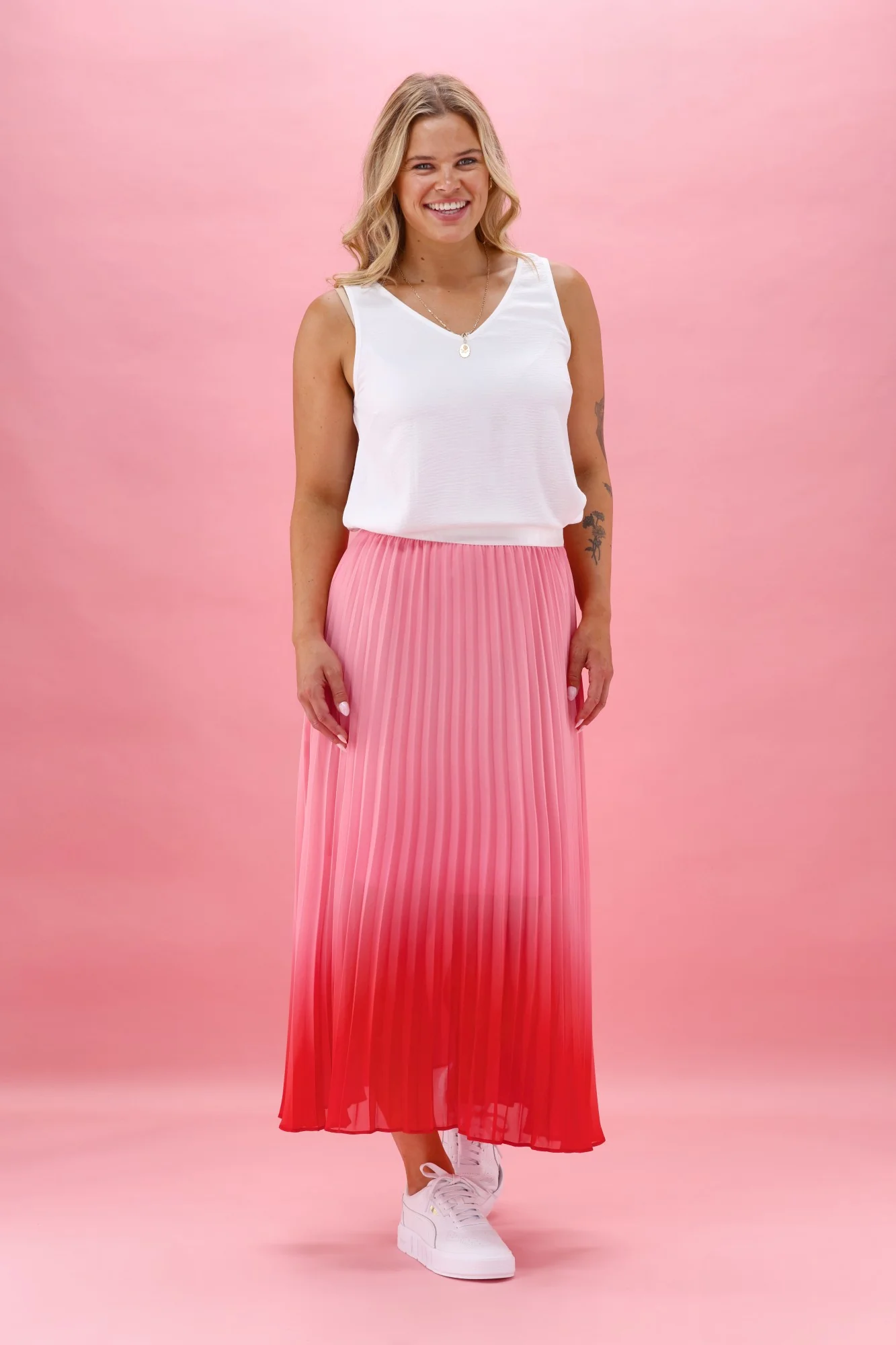 Gloss The Label Dawn Pleat Skirt Pink Ombre - Image 5
