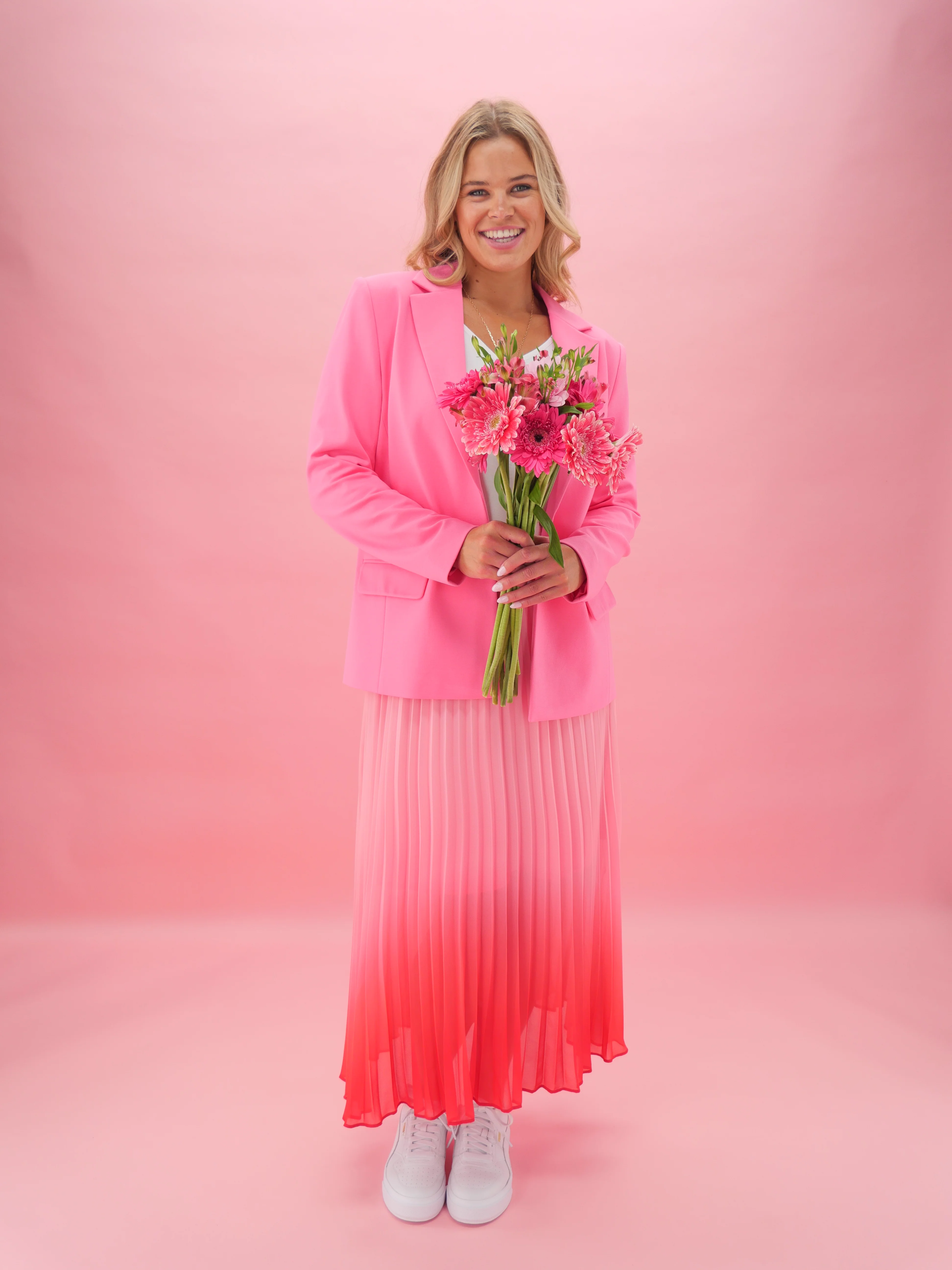 Gloss The Label Dawn Pleat Skirt Pink Ombre - Image 6