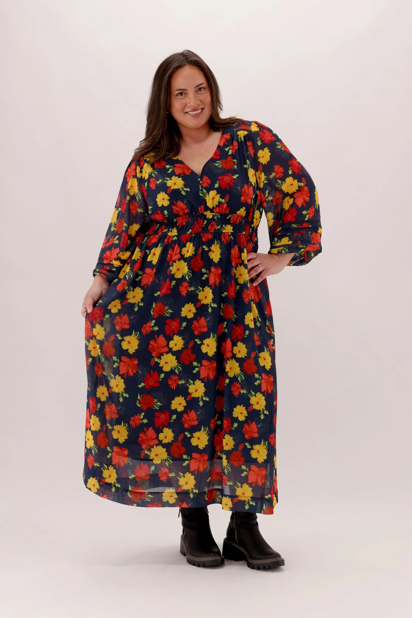 Gloss The Label Denzel V Neck Dress Flame Floral - Image 2
