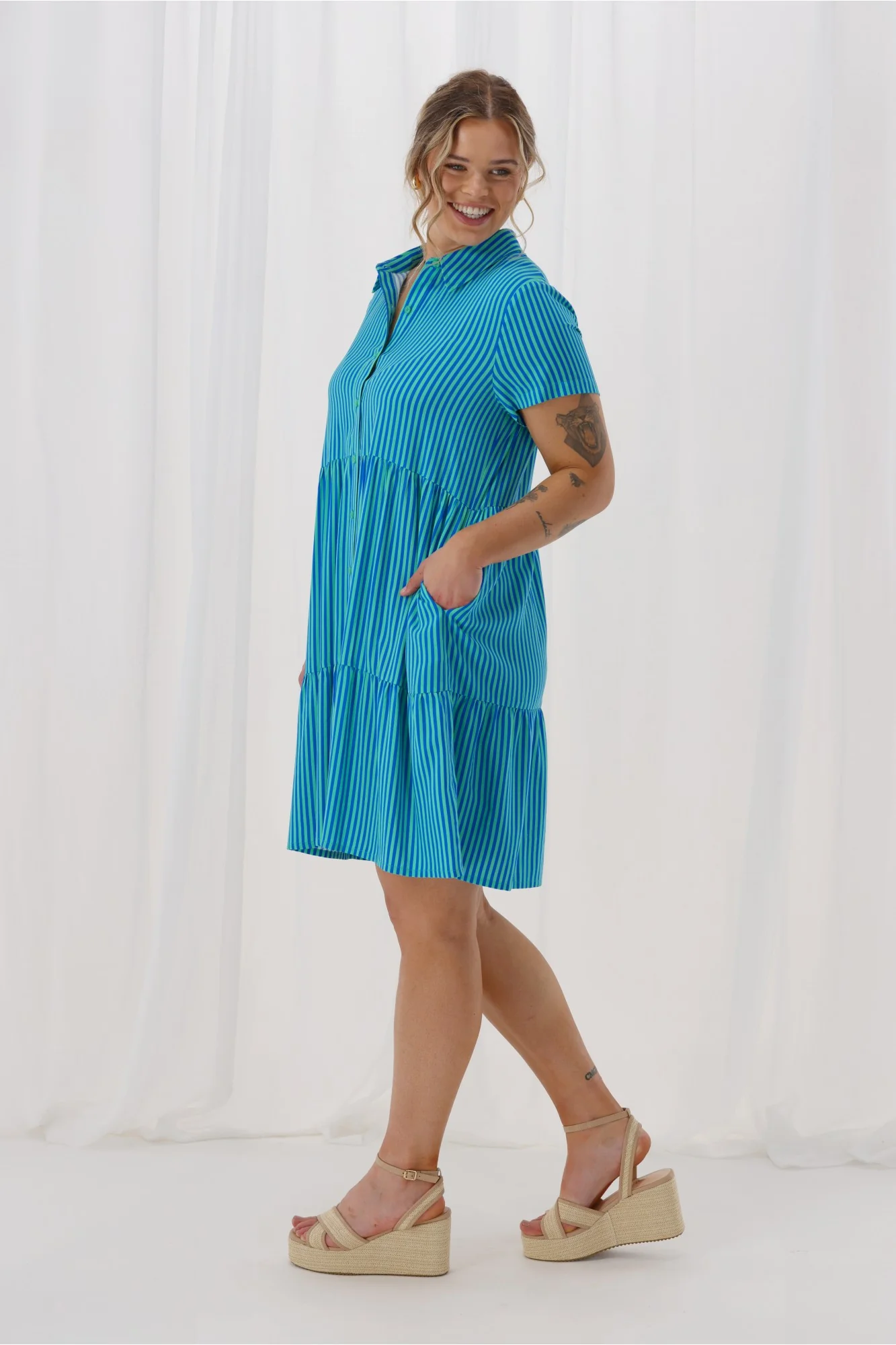 Gloss The Label Eria Dress Blue Stripe - Image 5