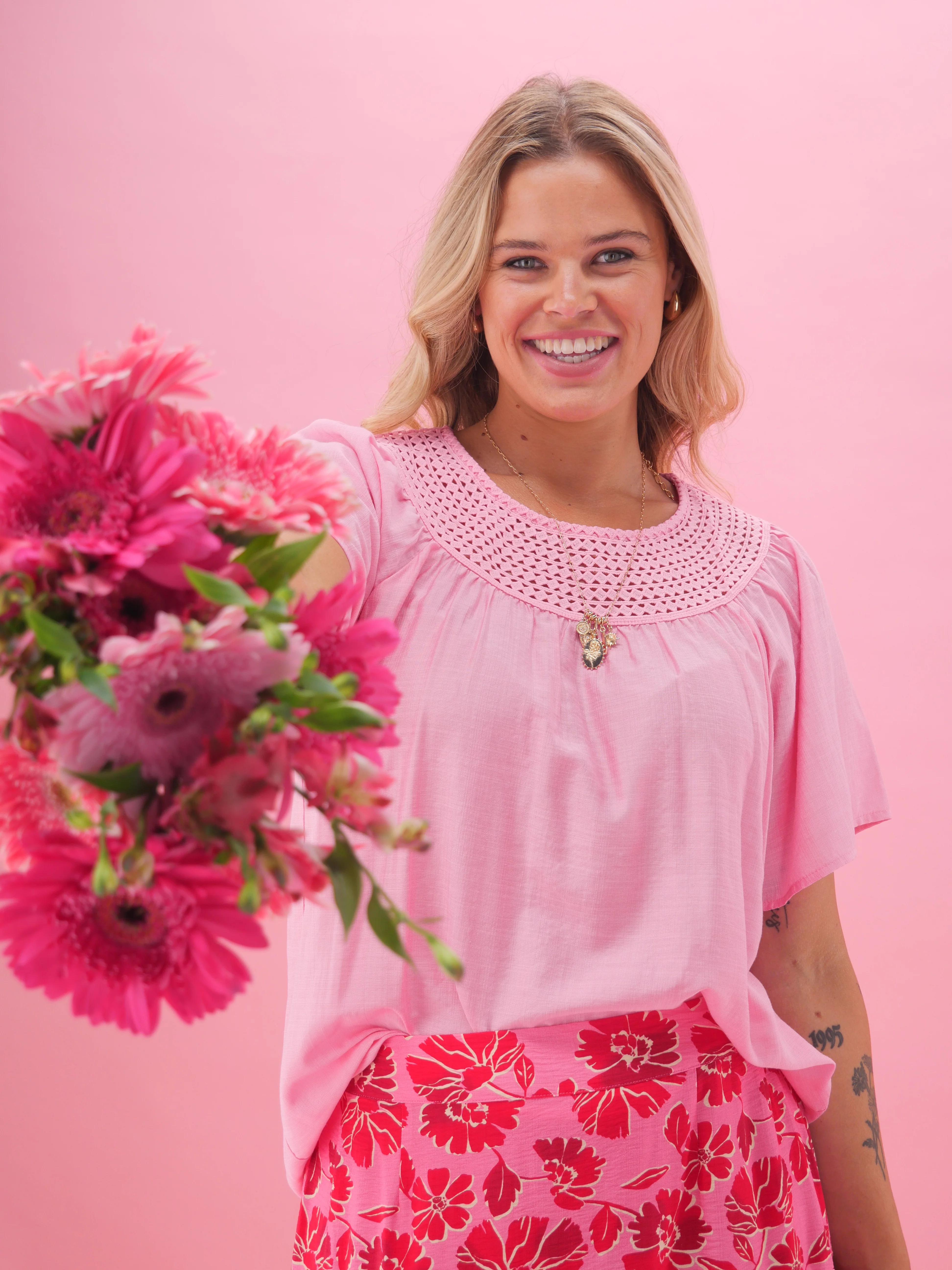 Gloss The Label Gina Lace Yoke Top Pink - Image 2