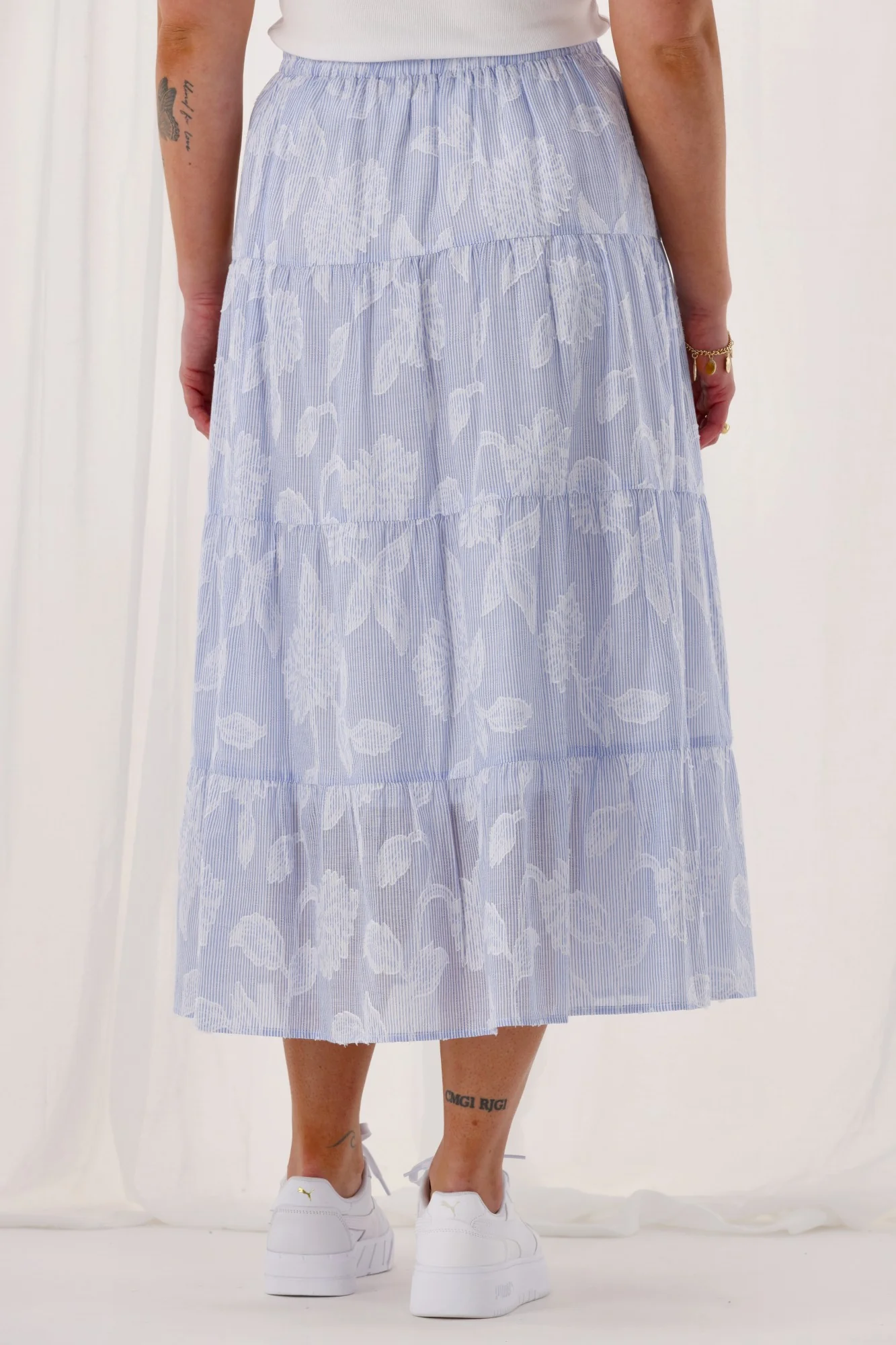 Gloss The Label Halle Tiered Skirt Flocked Blue Stripe - Image 6