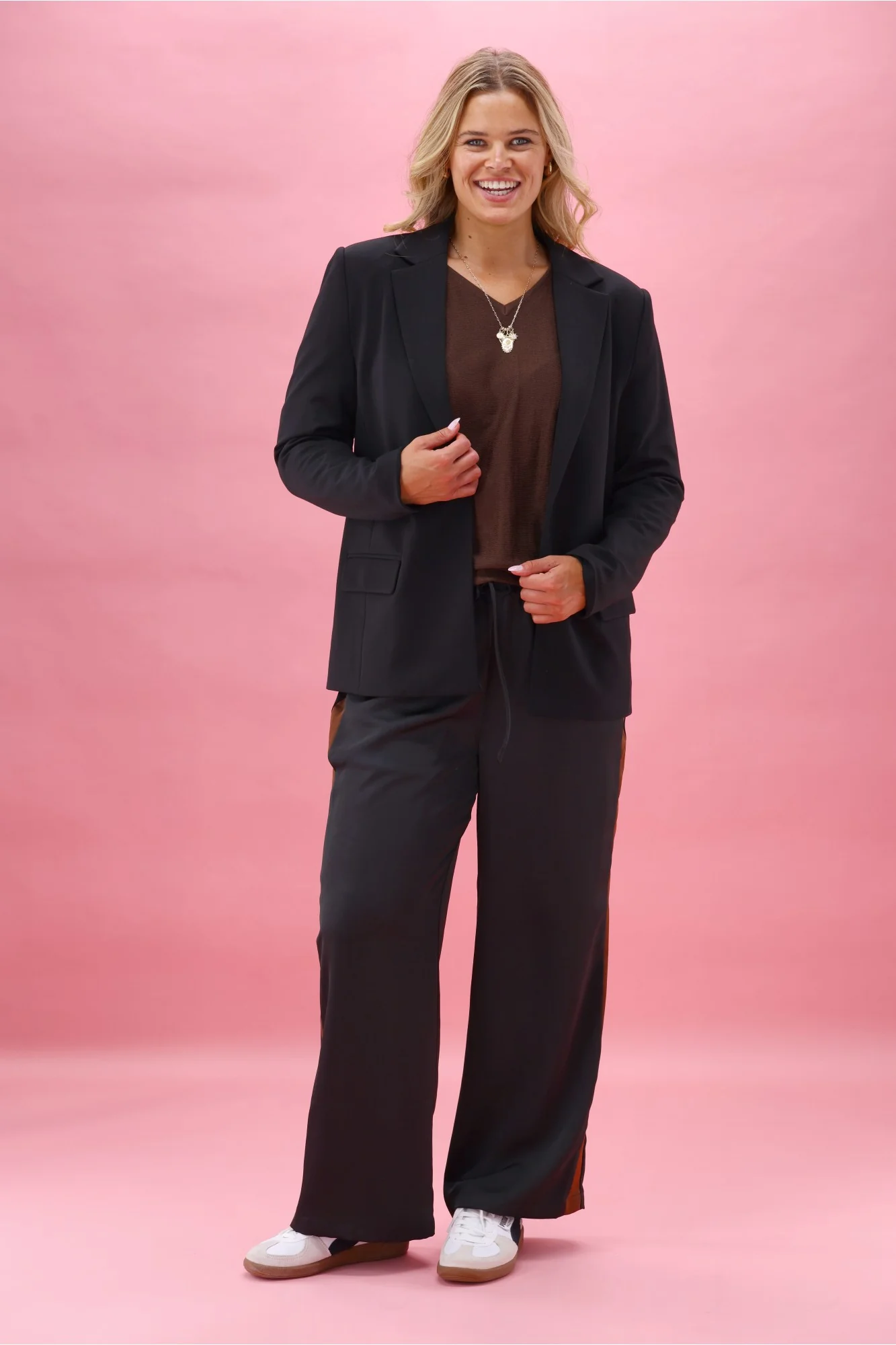Gloss The Label Jasmin Ponte Blazer Black - Image 5