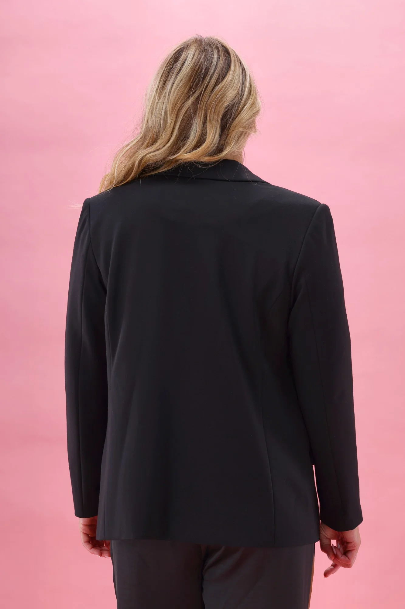 Gloss The Label Jasmin Ponte Blazer Black - Image 8