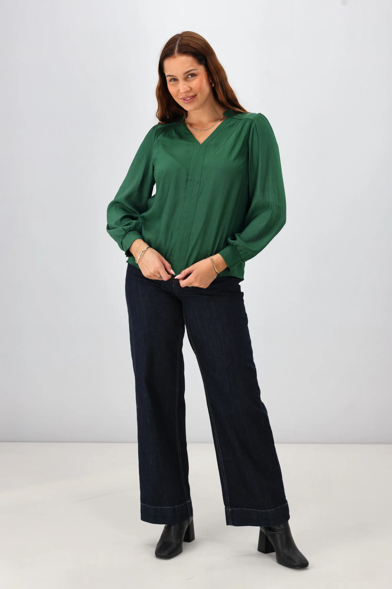 Gloss The Label Kai Satin Top Green - Image 3