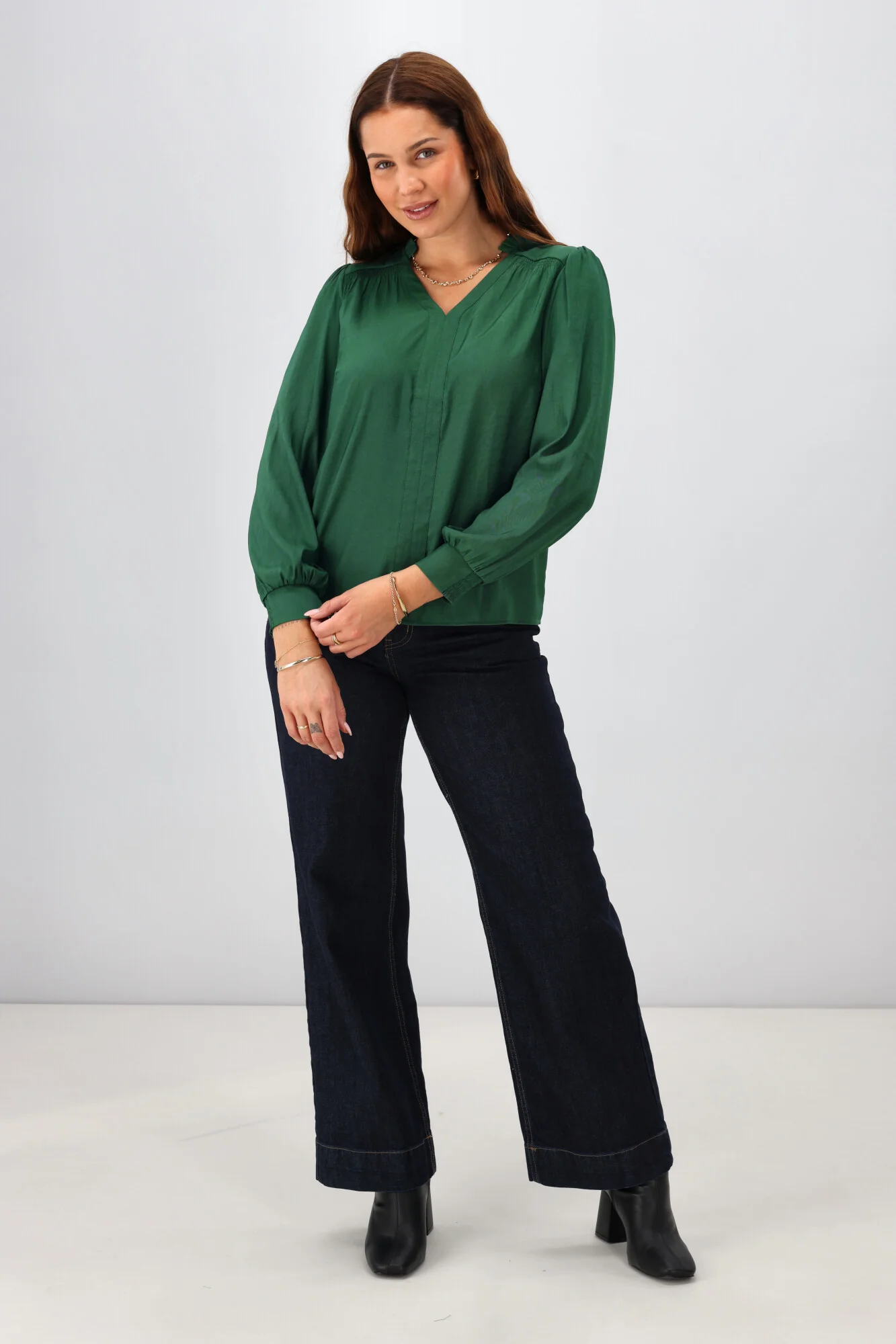 Gloss The Label Kai Satin Top Green - Image 4