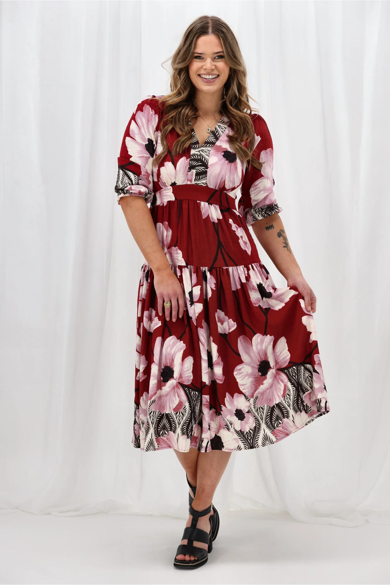 Gloss The Label Kingford Claret Print Dress - Image 4
