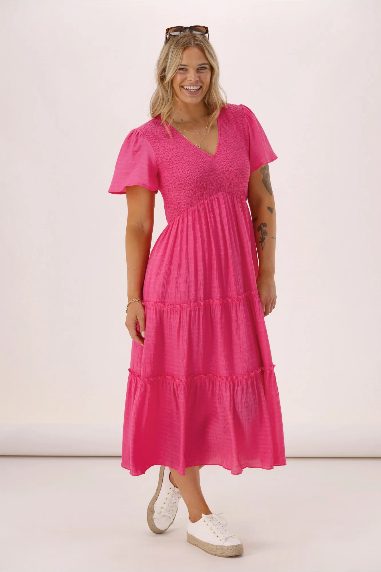 Gloss The Label Label Reverie Midi Dress Pink - Image 3