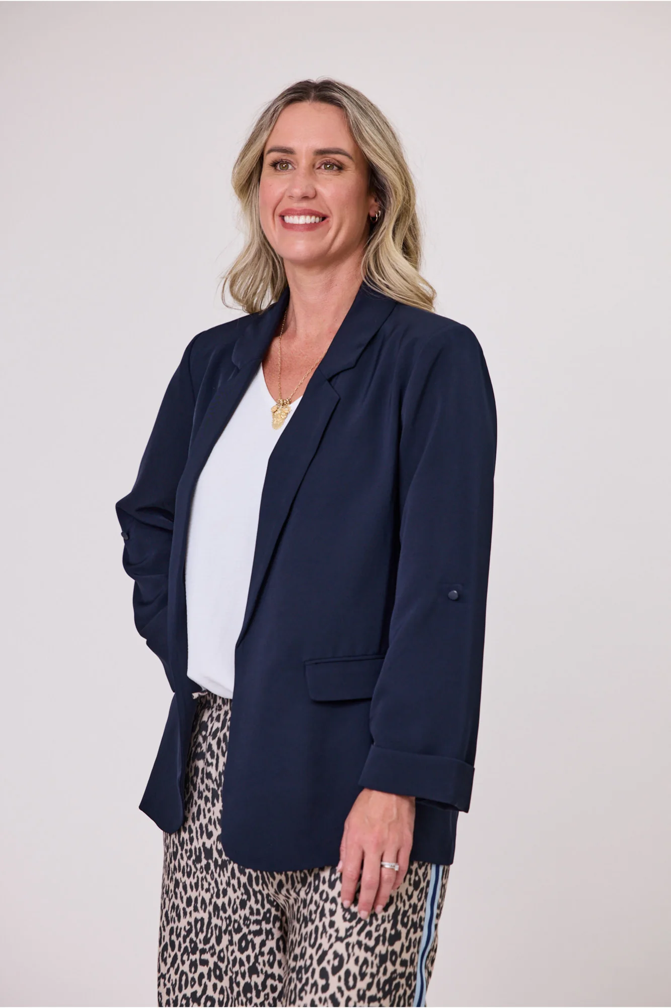 Gloss The Label Leone Blazer Navy - Image 3