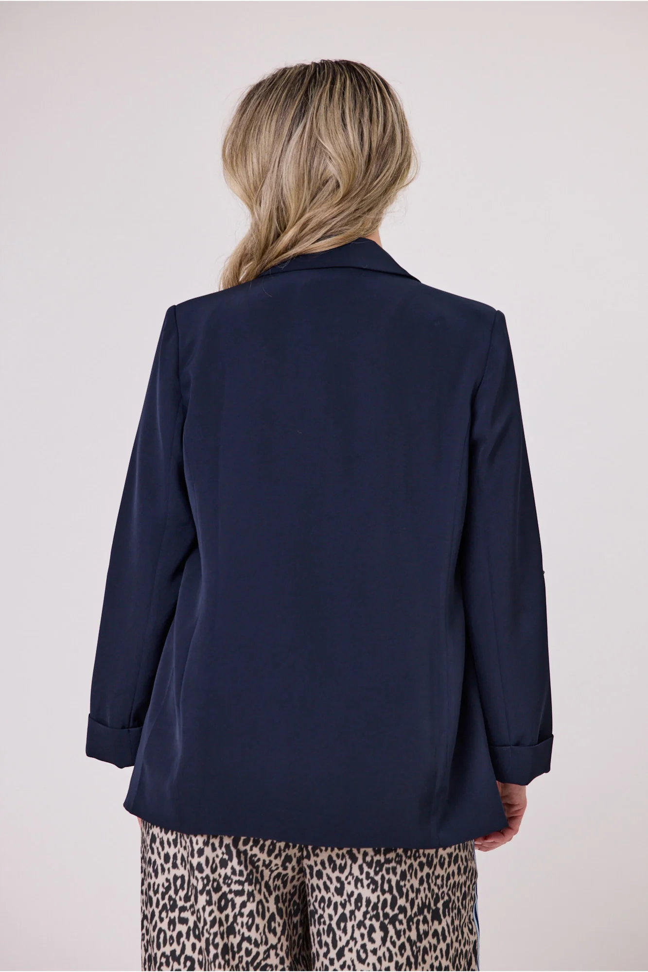 Gloss The Label Leone Blazer Navy - Image 7