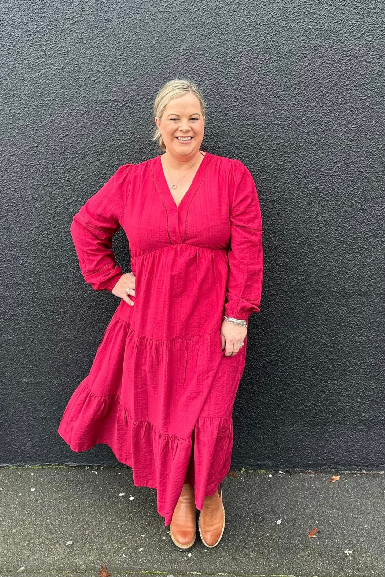 Gloss The Label Maye Shirred Sleeve Dress Cranberry - Image 3